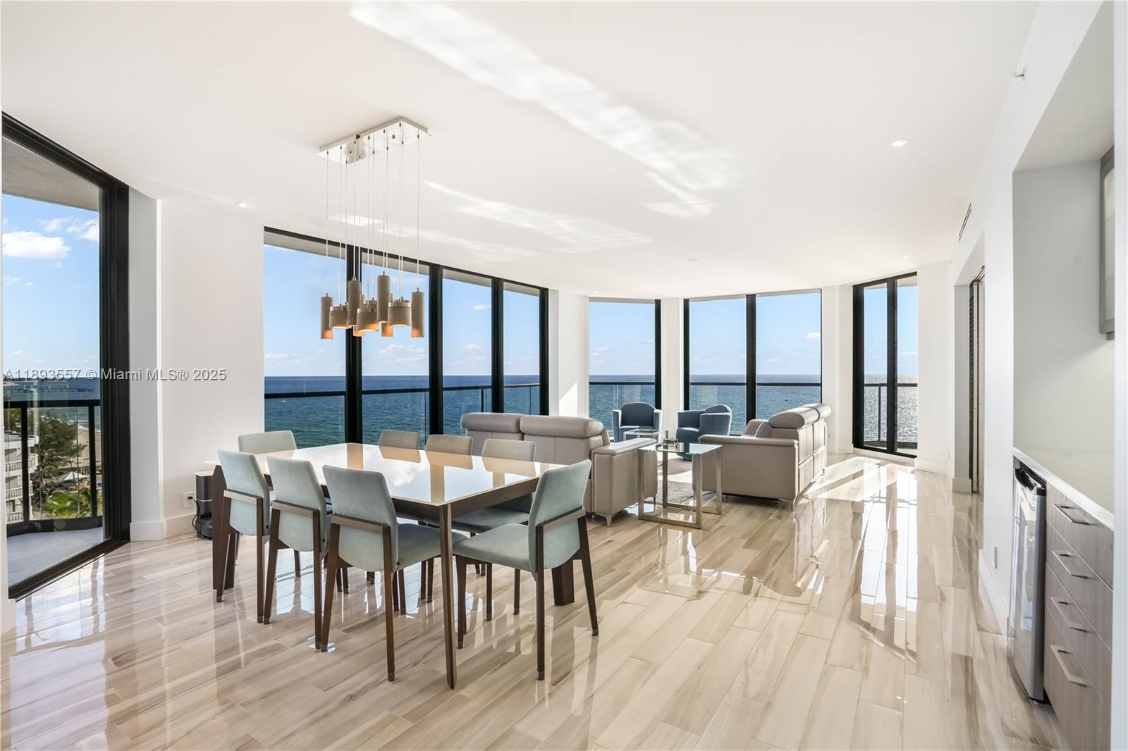 CRITERION CONDO - Residential