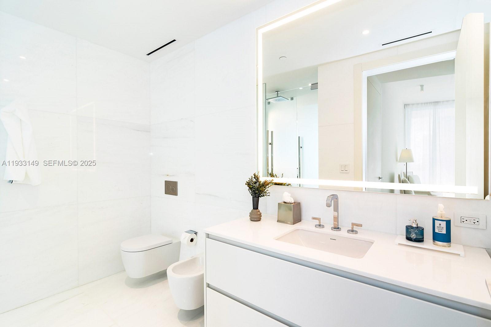 Aston Martin Residences - Residential