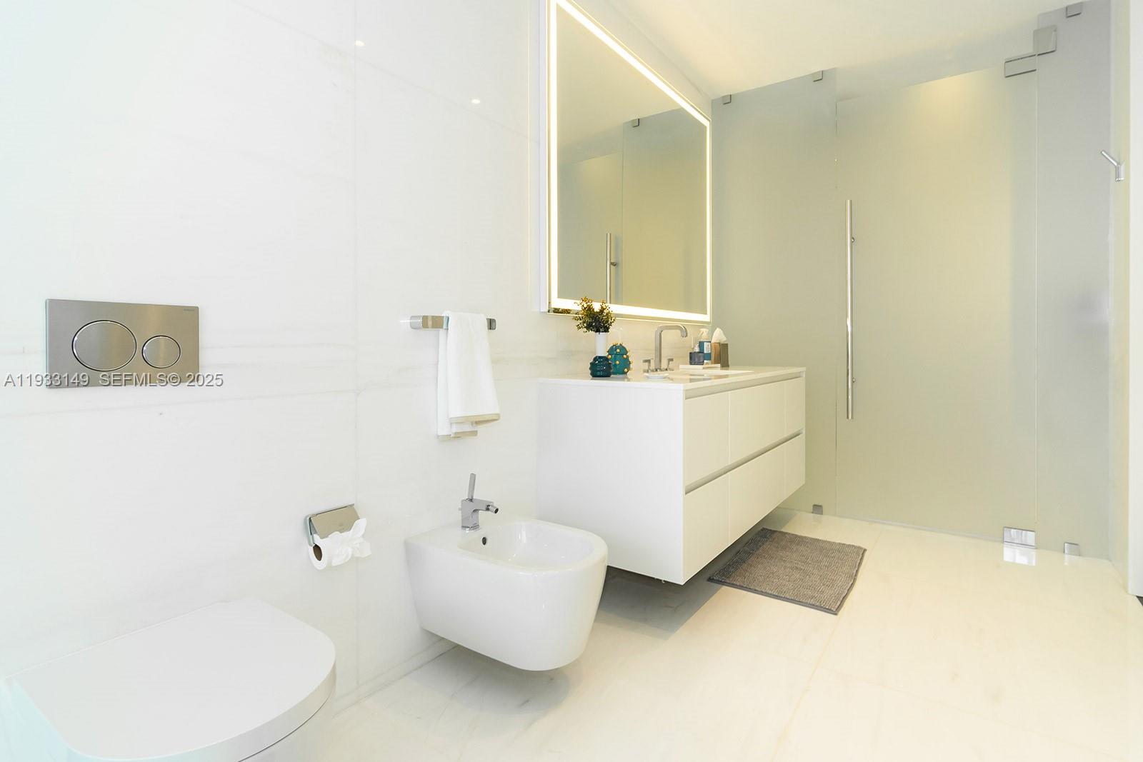 Aston Martin Residences - Residential