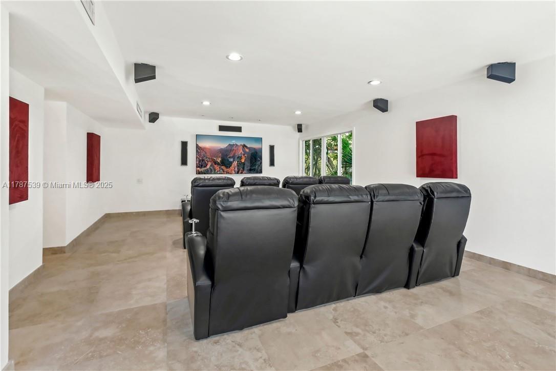 VENETIAN ISLES 2ND SEC - Residential Lease
