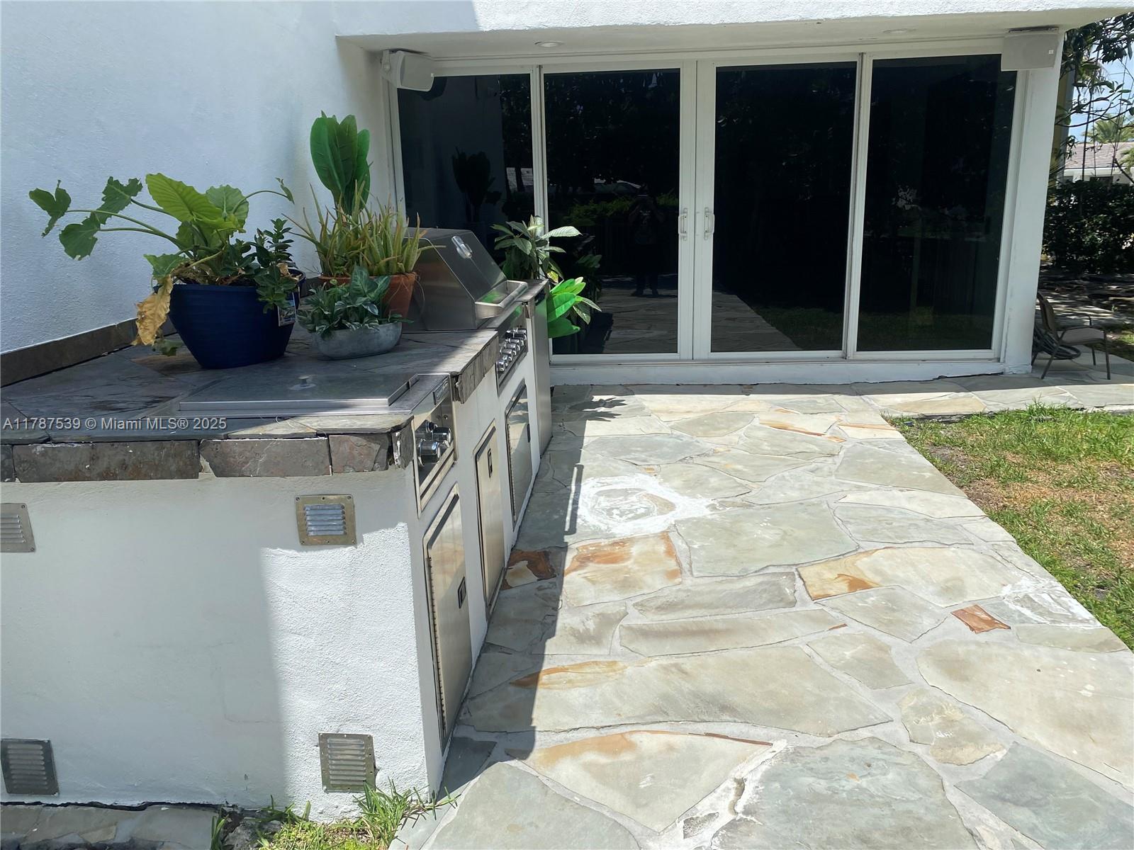 VENETIAN ISLES 2ND SEC - Residential Lease