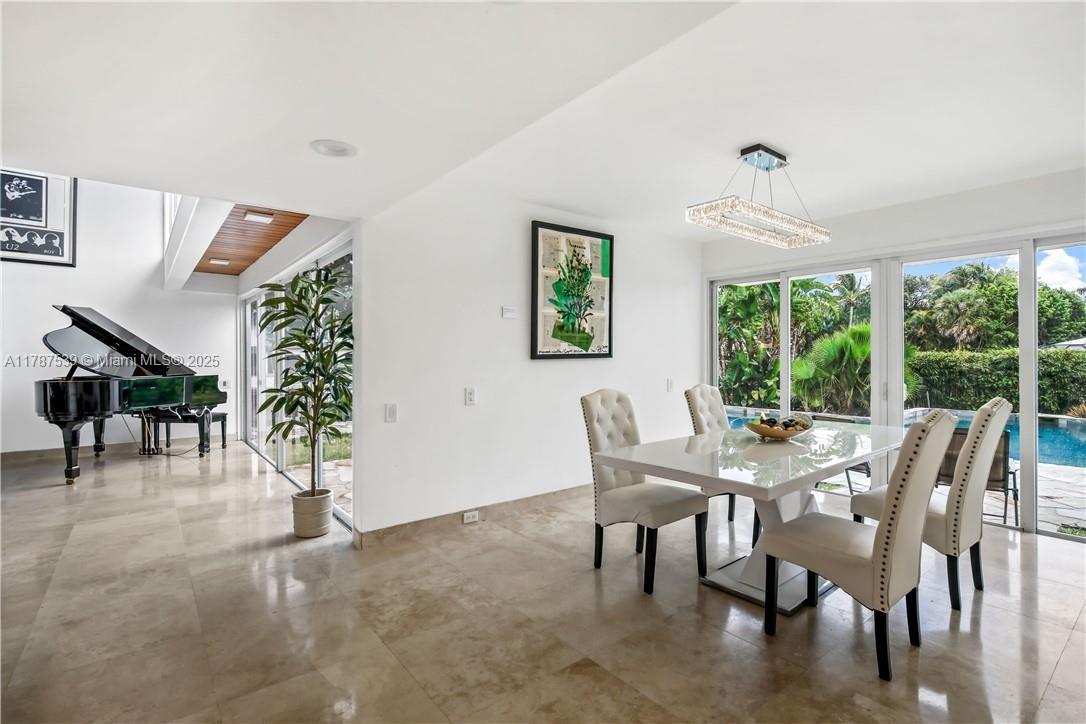 VENETIAN ISLES 2ND SEC - Residential Lease