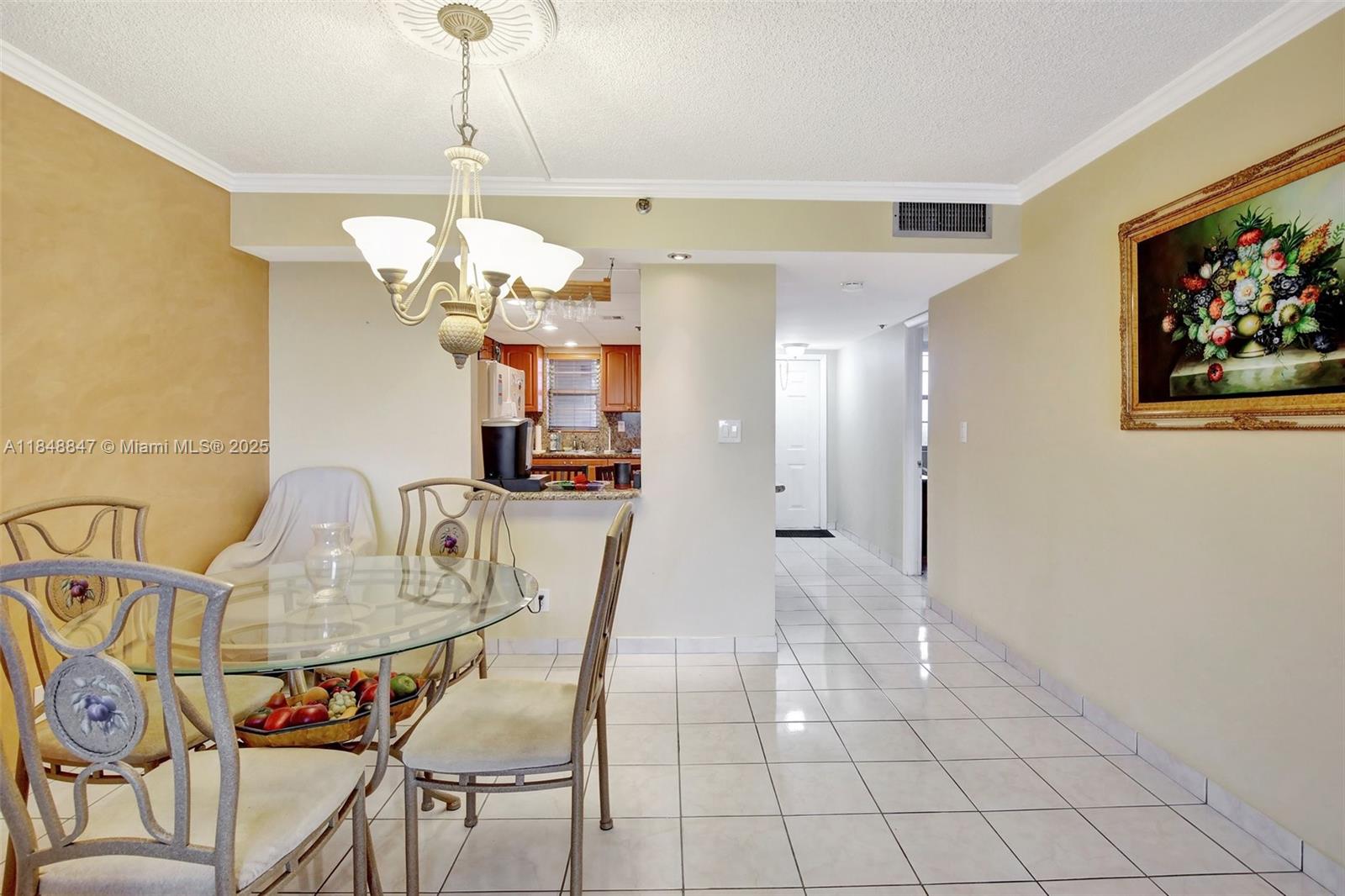 ROLLING HILLS GOLF AND - Residential