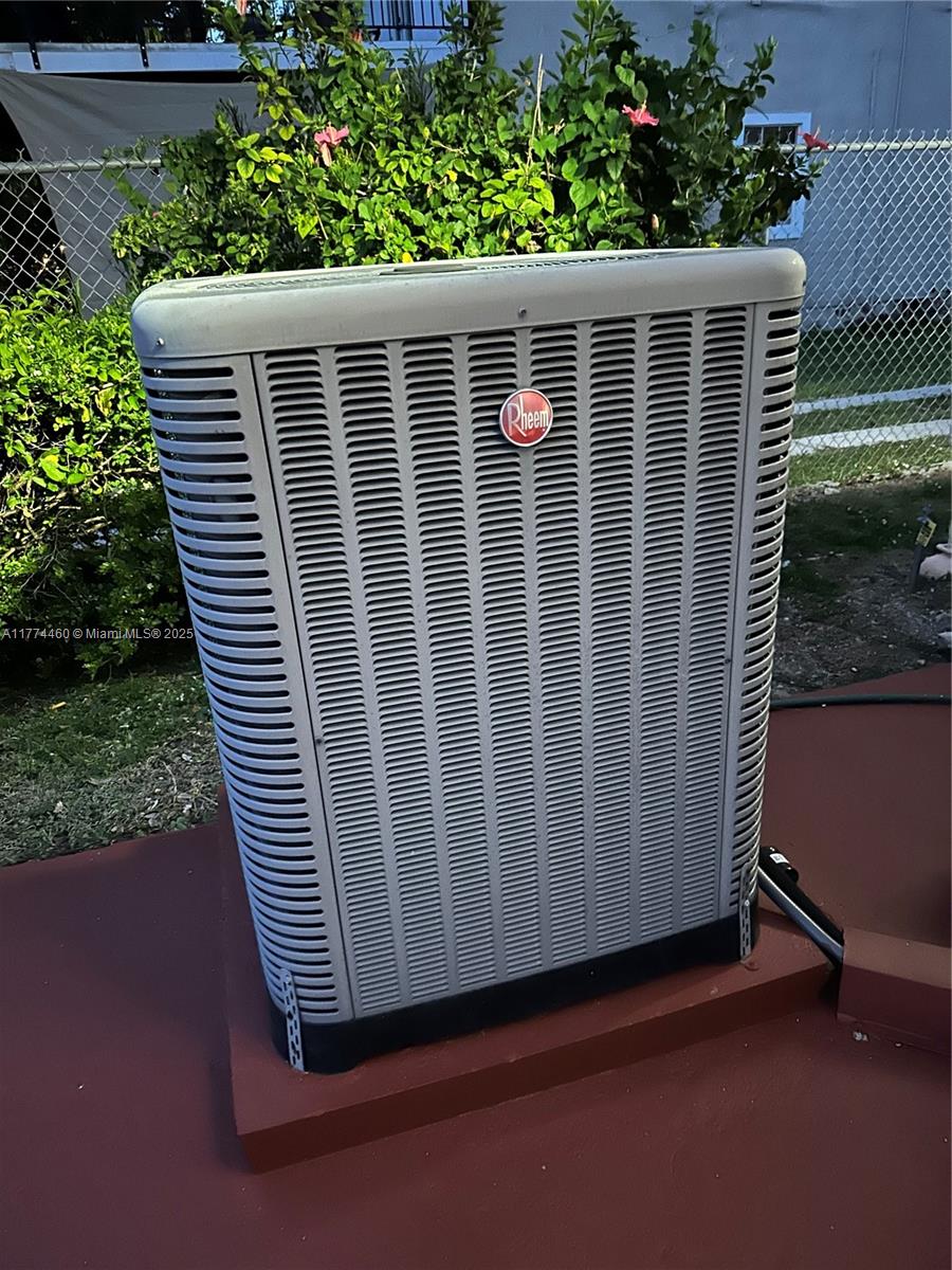 OAK TERRACE - Residential Income