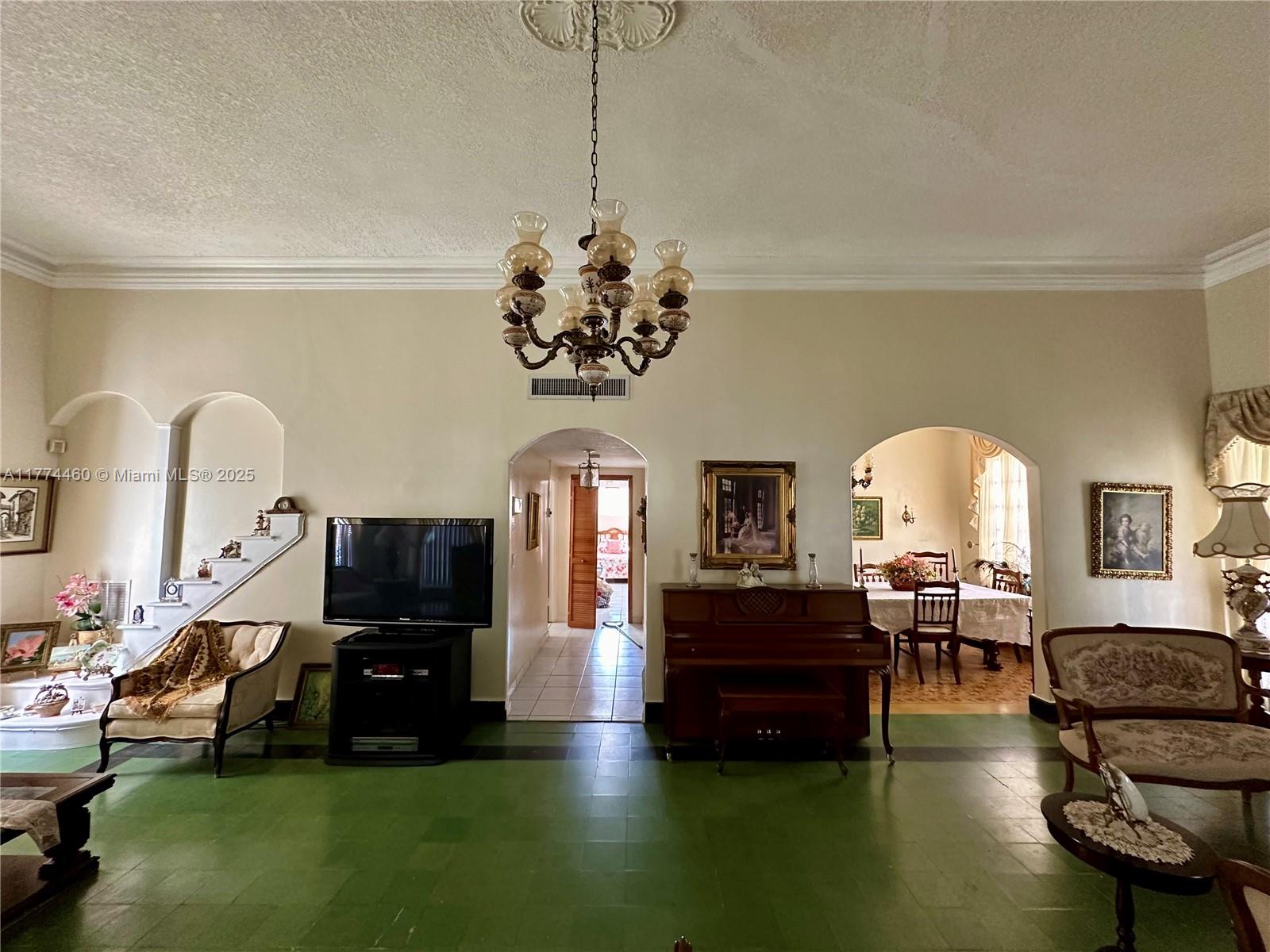 OAK TERRACE - Residential Income