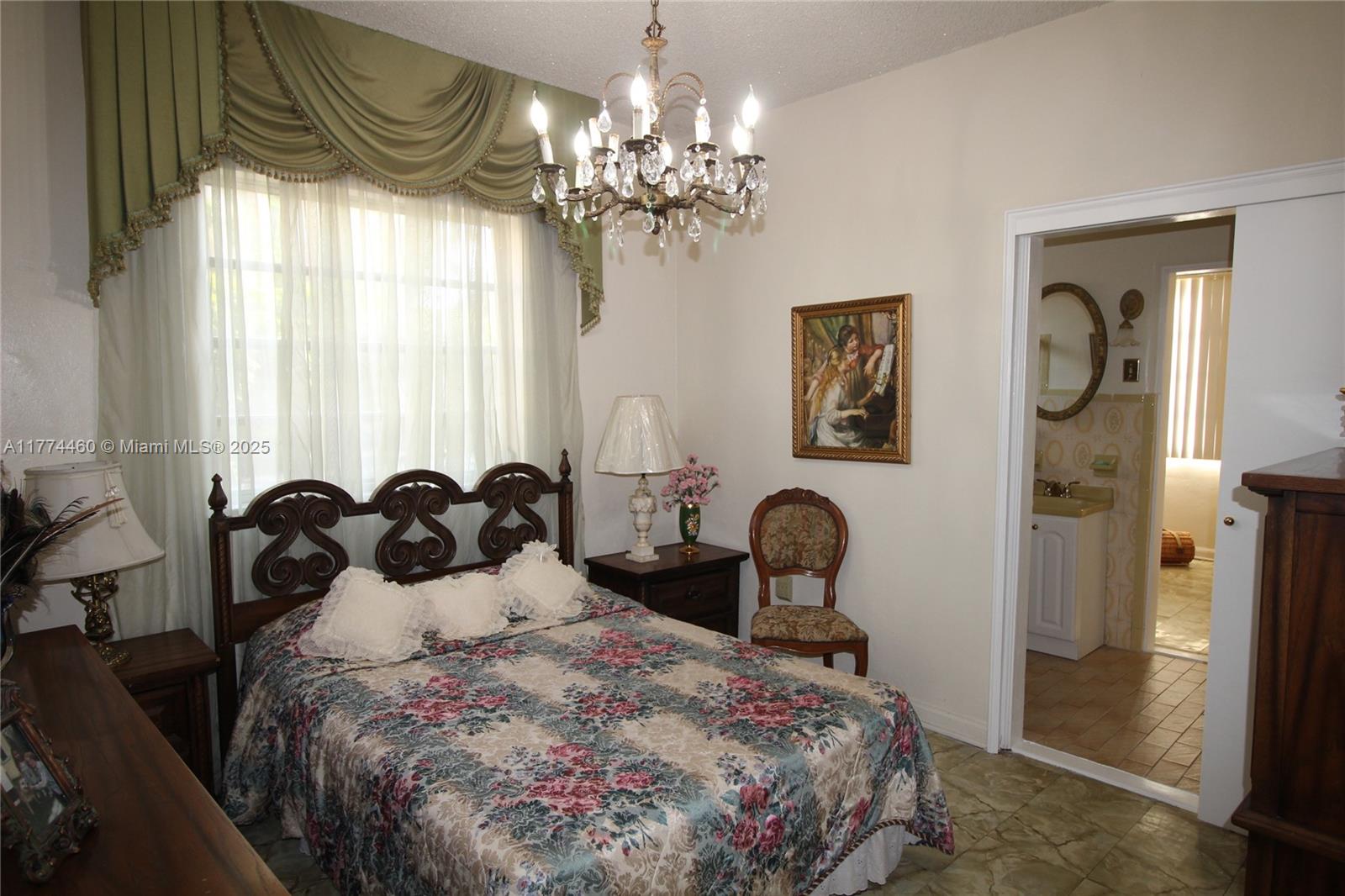 OAK TERRACE - Residential Income