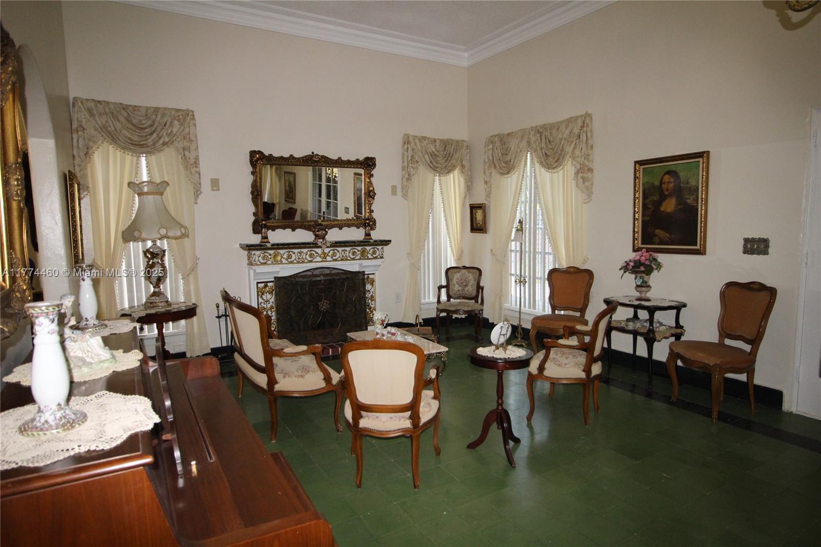 OAK TERRACE - Residential Income