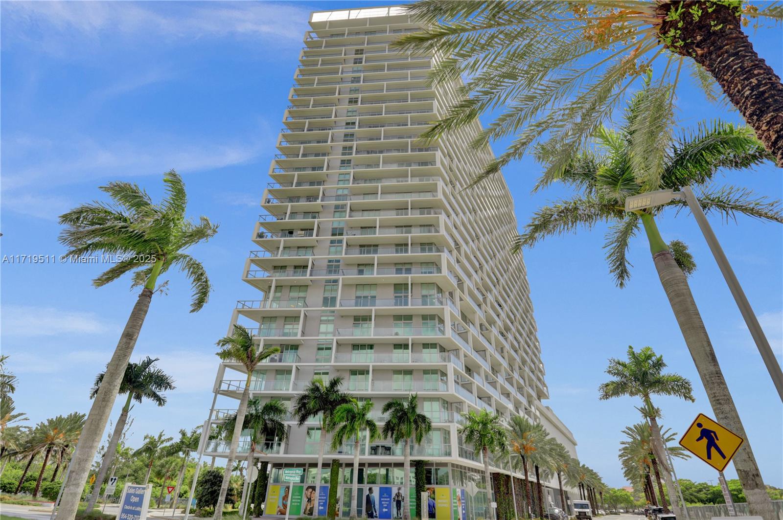 METROPICA NORTH TOWER ONE - Residential