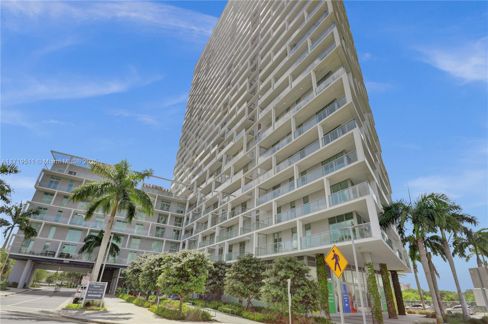 METROPICA NORTH TOWER ONE - Residential