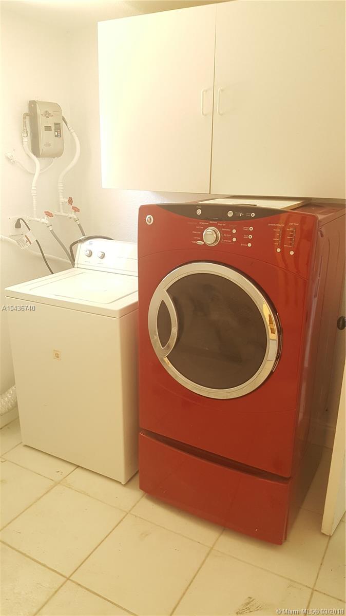 ISLA MERITA HOMES 11 COND - Residential