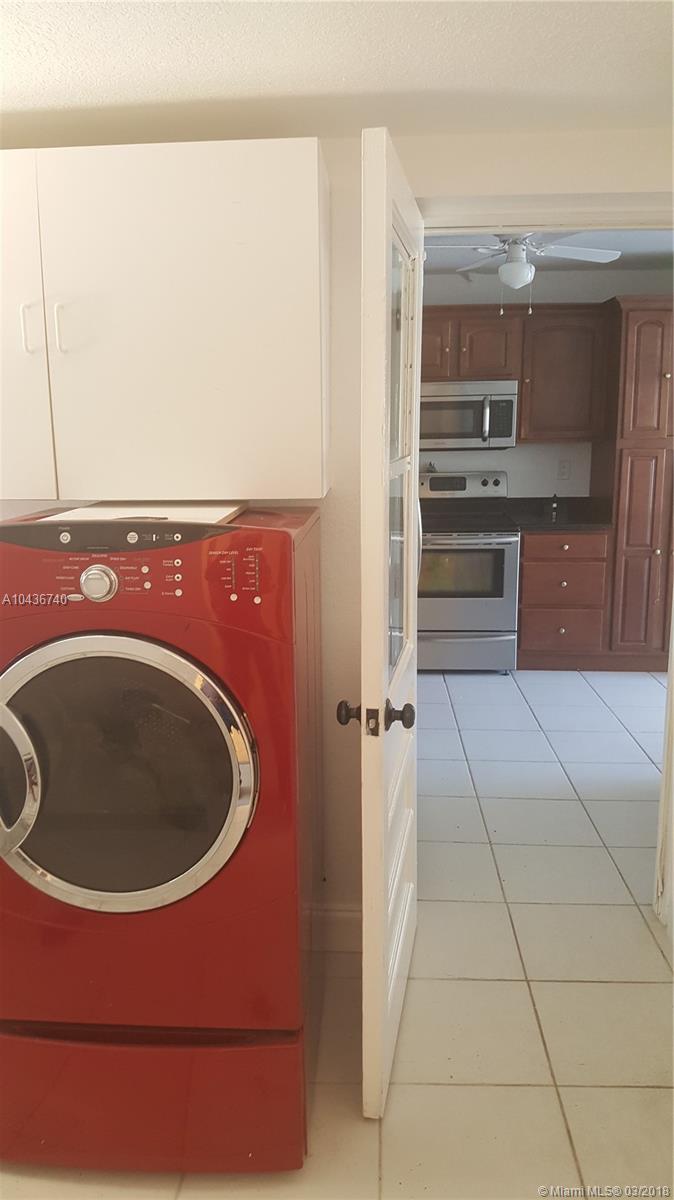 ISLA MERITA HOMES 11 COND - Residential