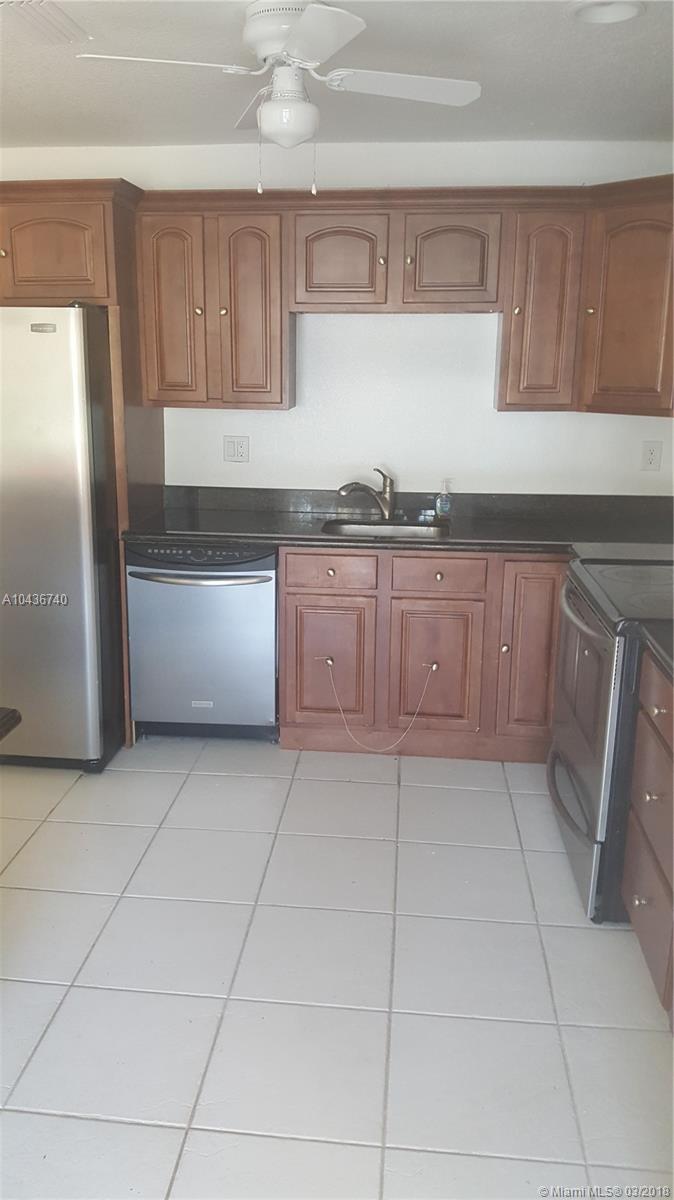 ISLA MERITA HOMES 11 COND - Residential