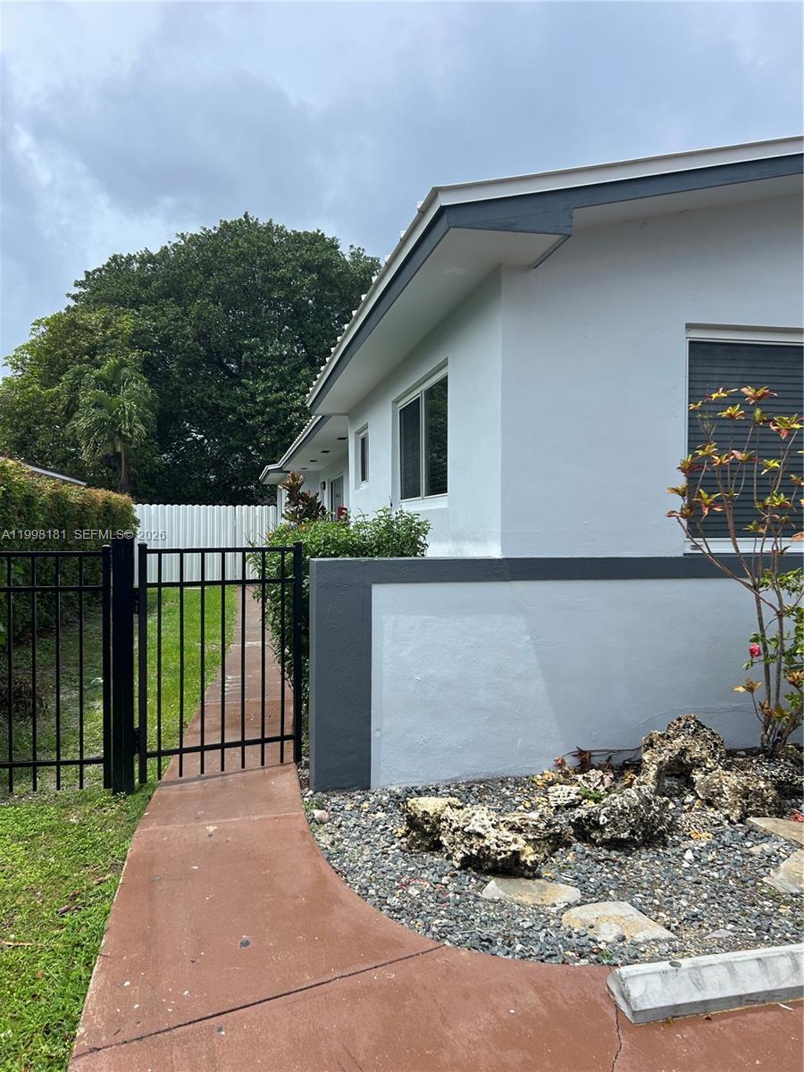 OVERBROOK PARK - Residential Lease