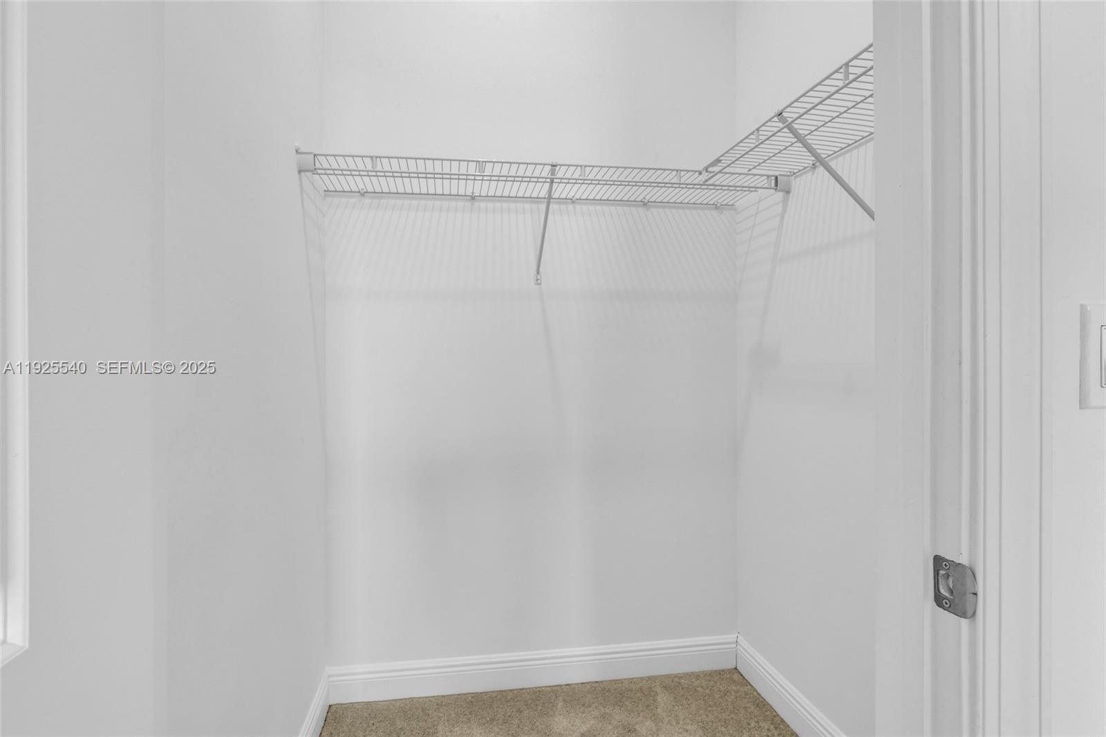 PARKLAND BAY - Residential