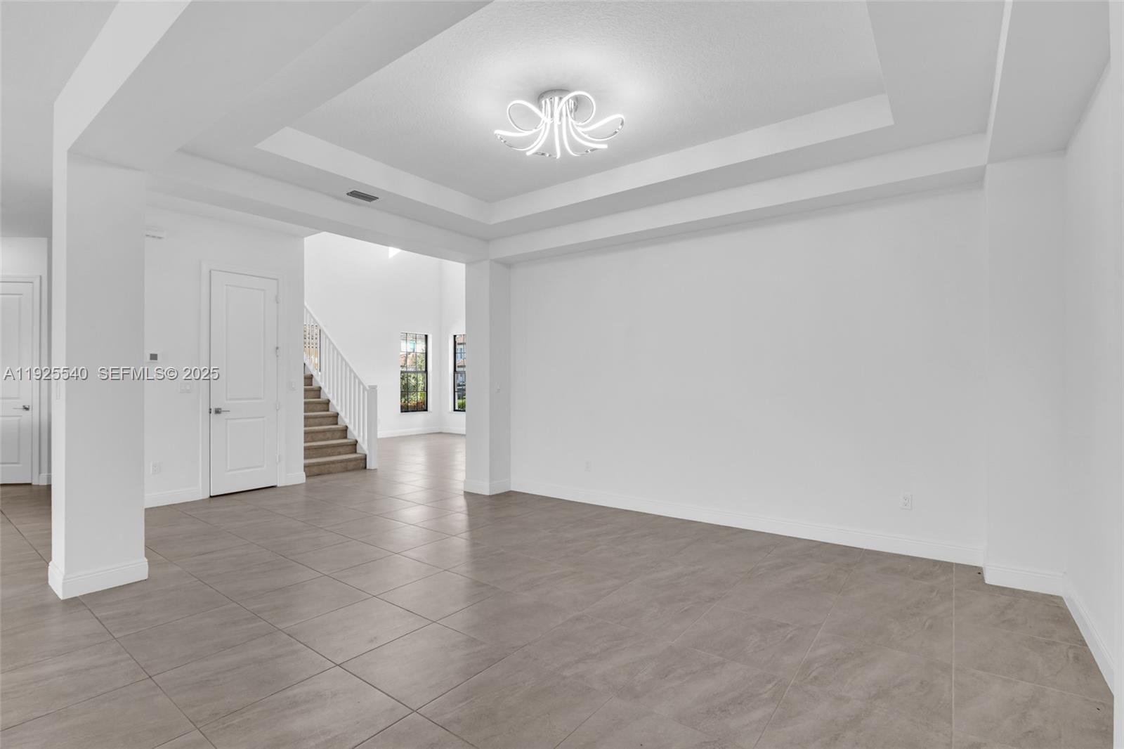 PARKLAND BAY - Residential