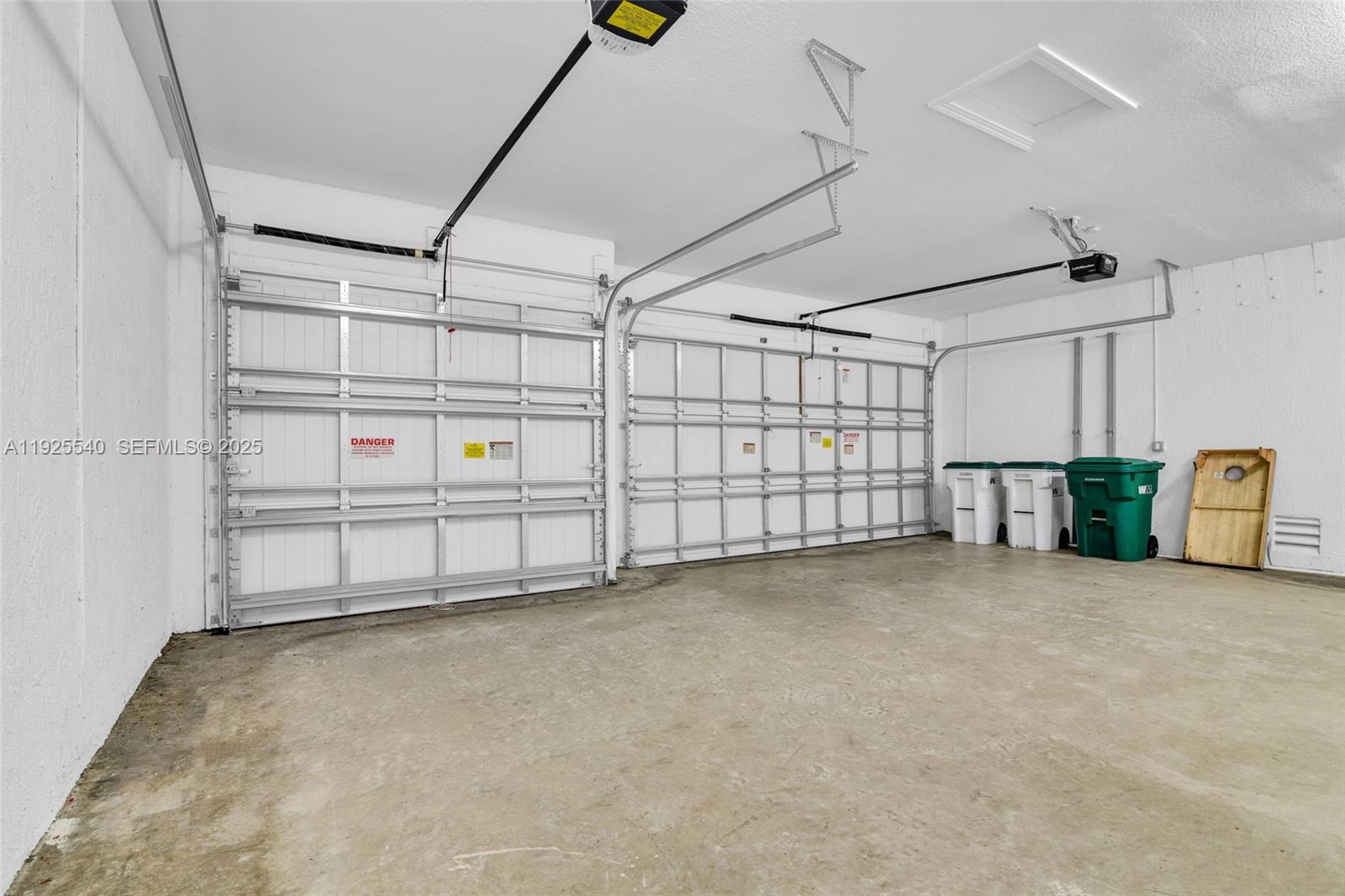 PARKLAND BAY - Residential