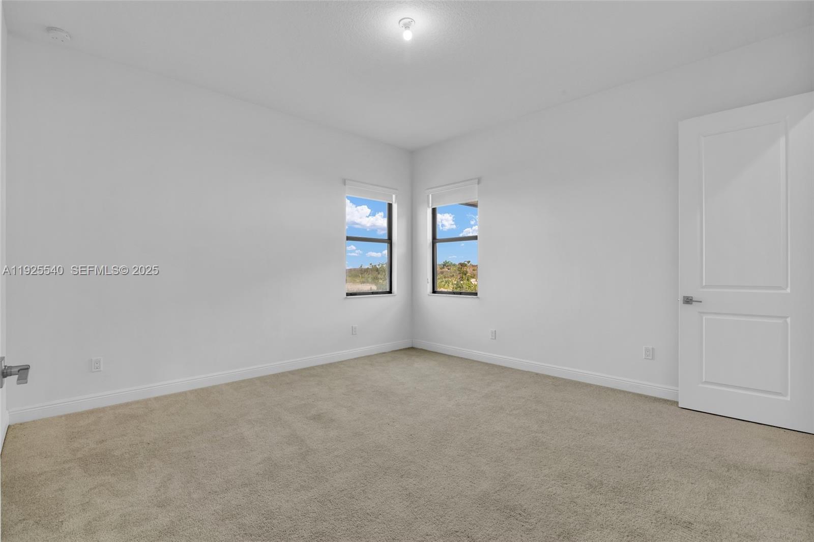 PARKLAND BAY - Residential