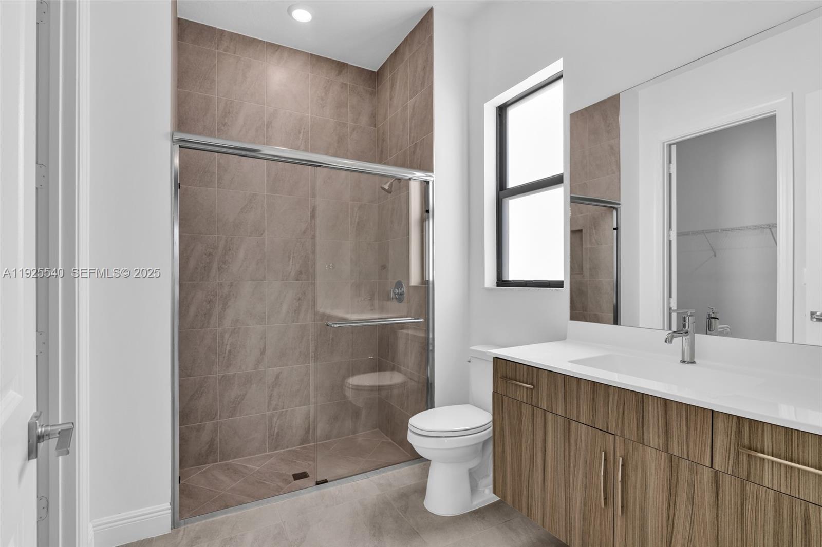 PARKLAND BAY - Residential