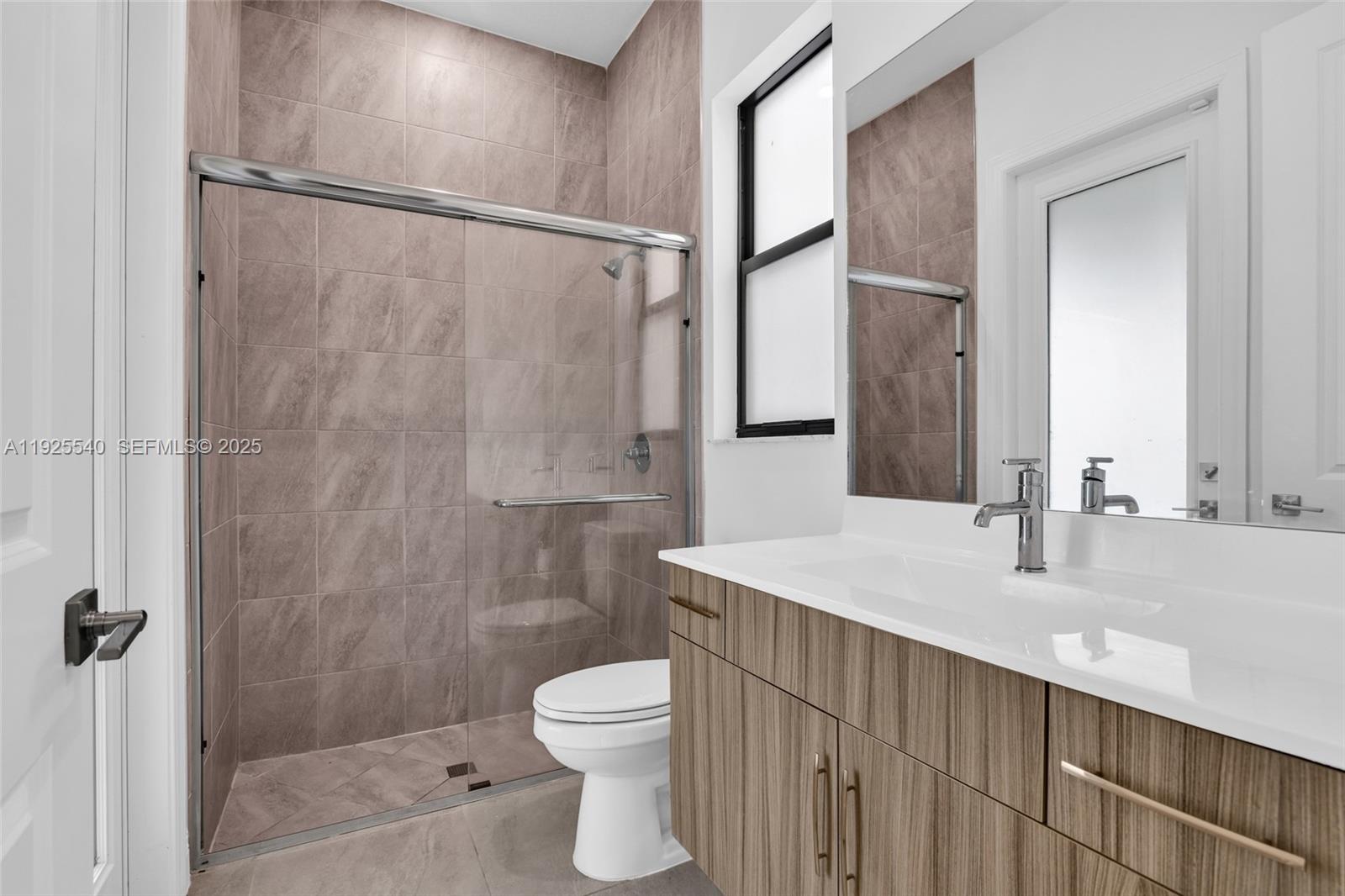 PARKLAND BAY - Residential