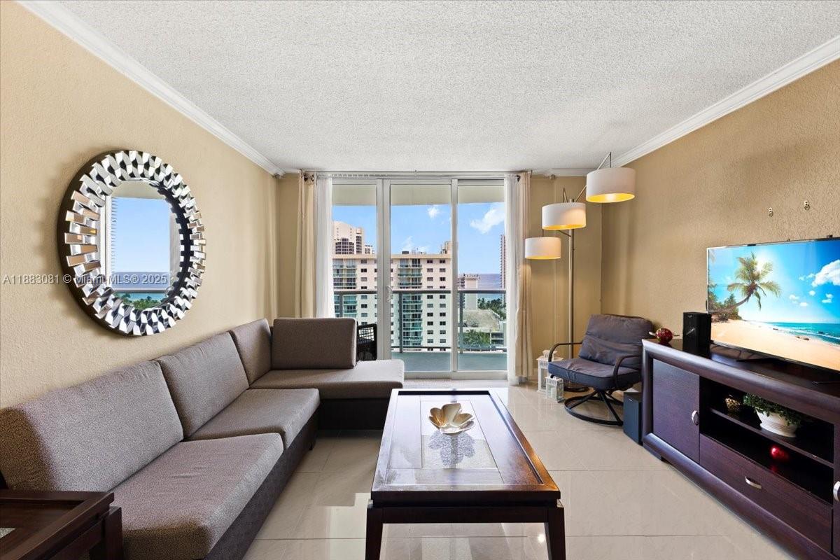 OCEANVIEW BUILDING B COND - Residential