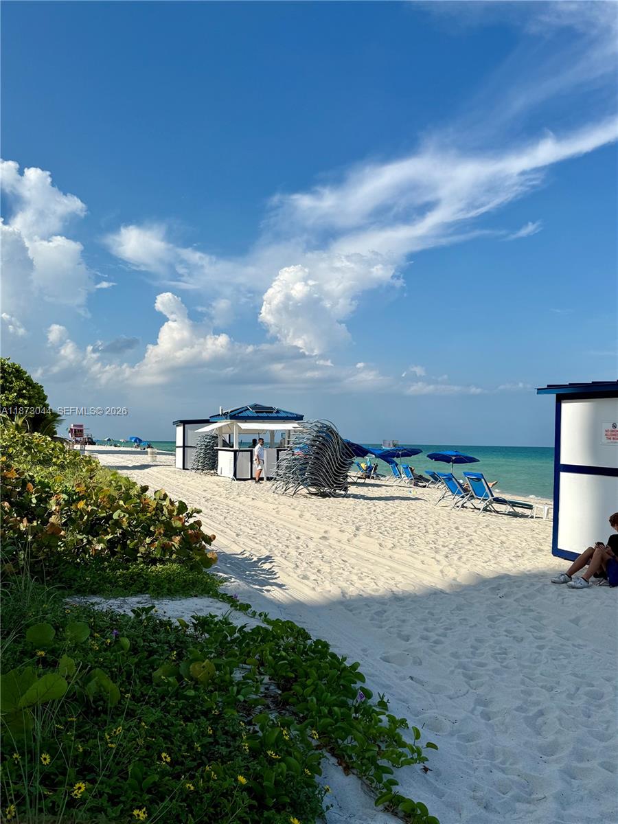 6365 Collins Ave 904