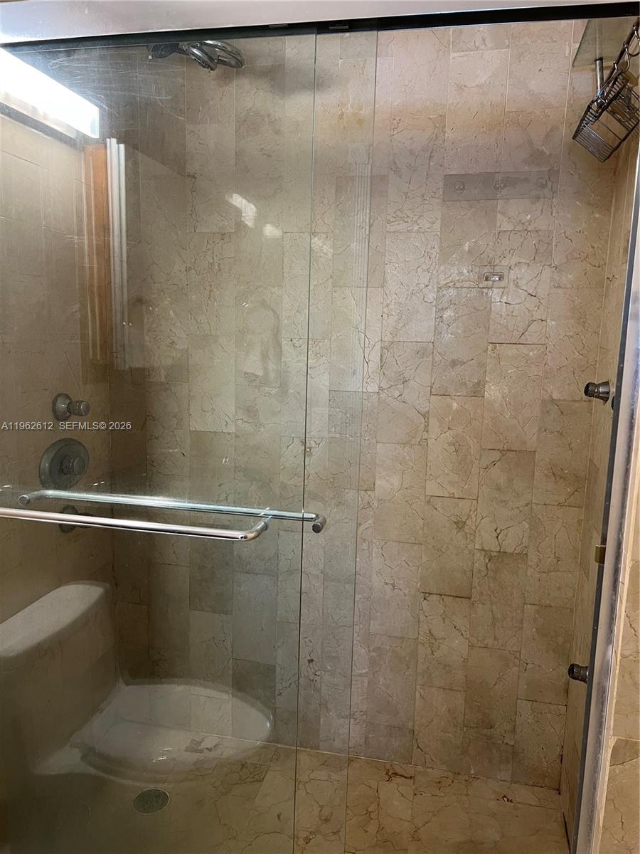 915 BLDG INC CONDO - Residential