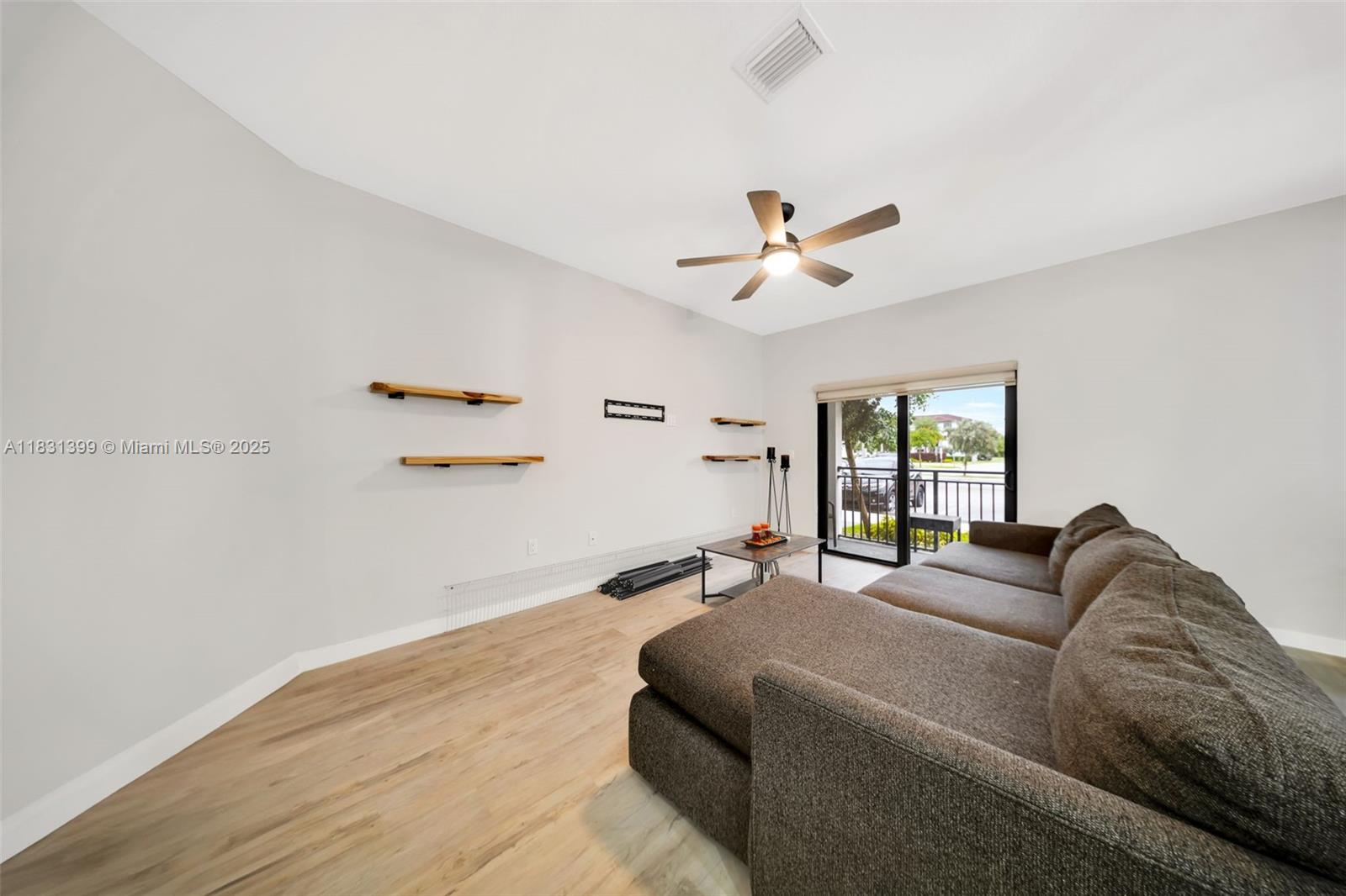 15600 SW 136th St 106