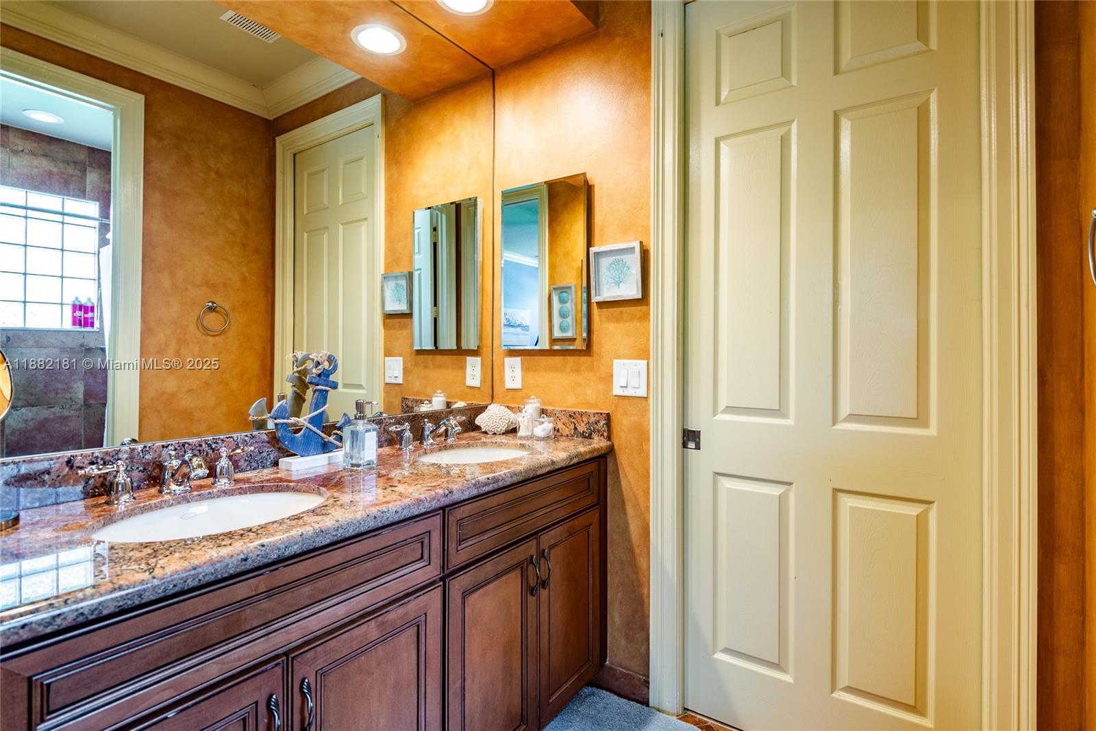 CANYON ISLES 2 - Residential