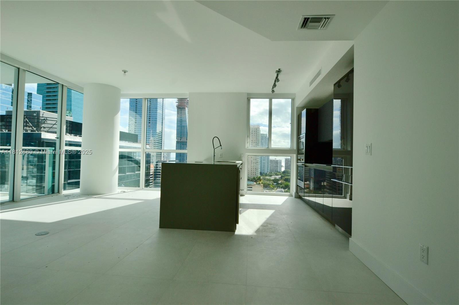 The Bond - Residential Lease