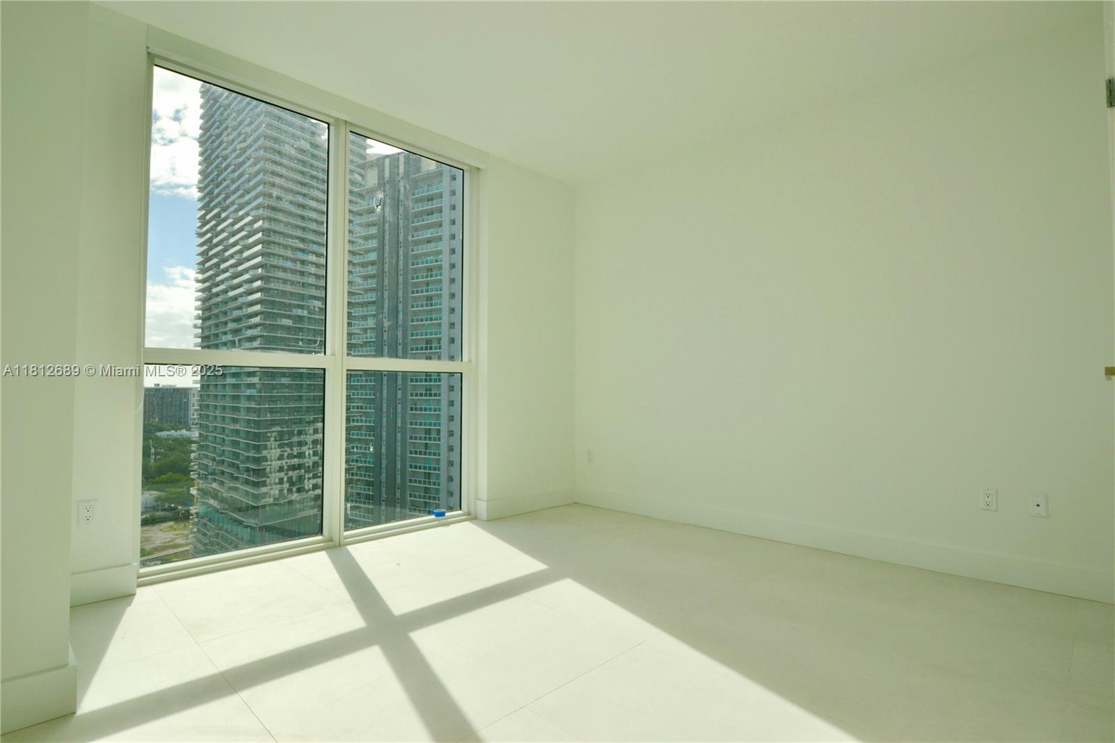 The Bond - Residential Lease
