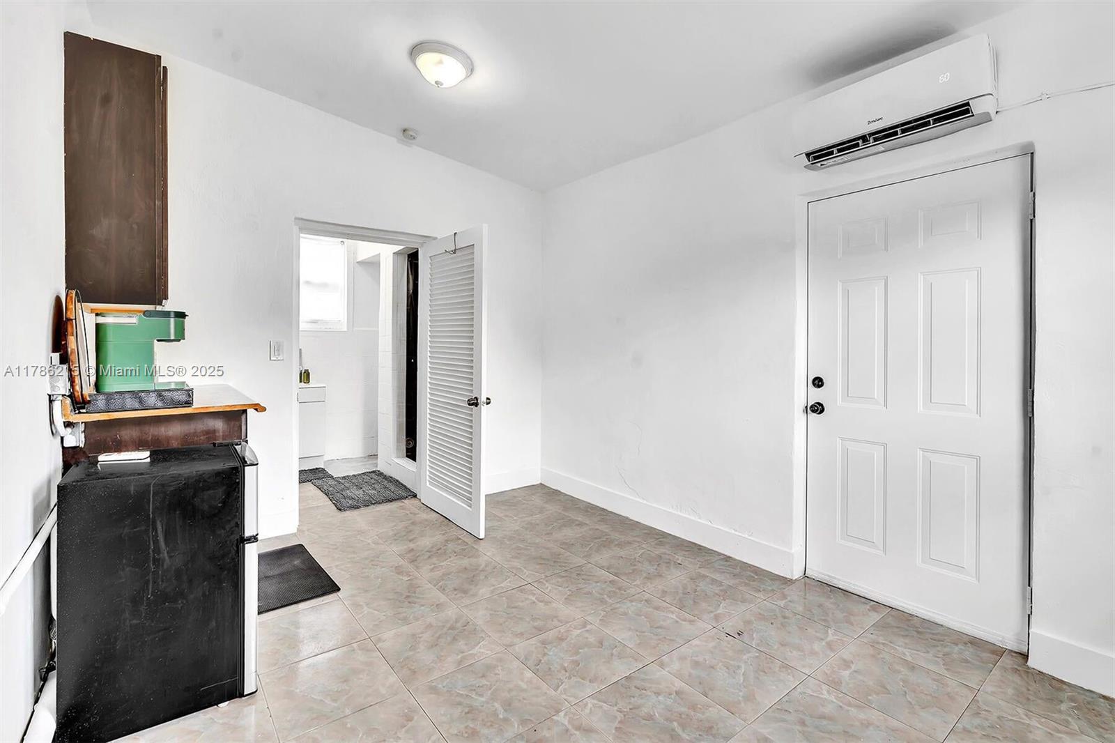 10800 NW 22nd Ct 10800