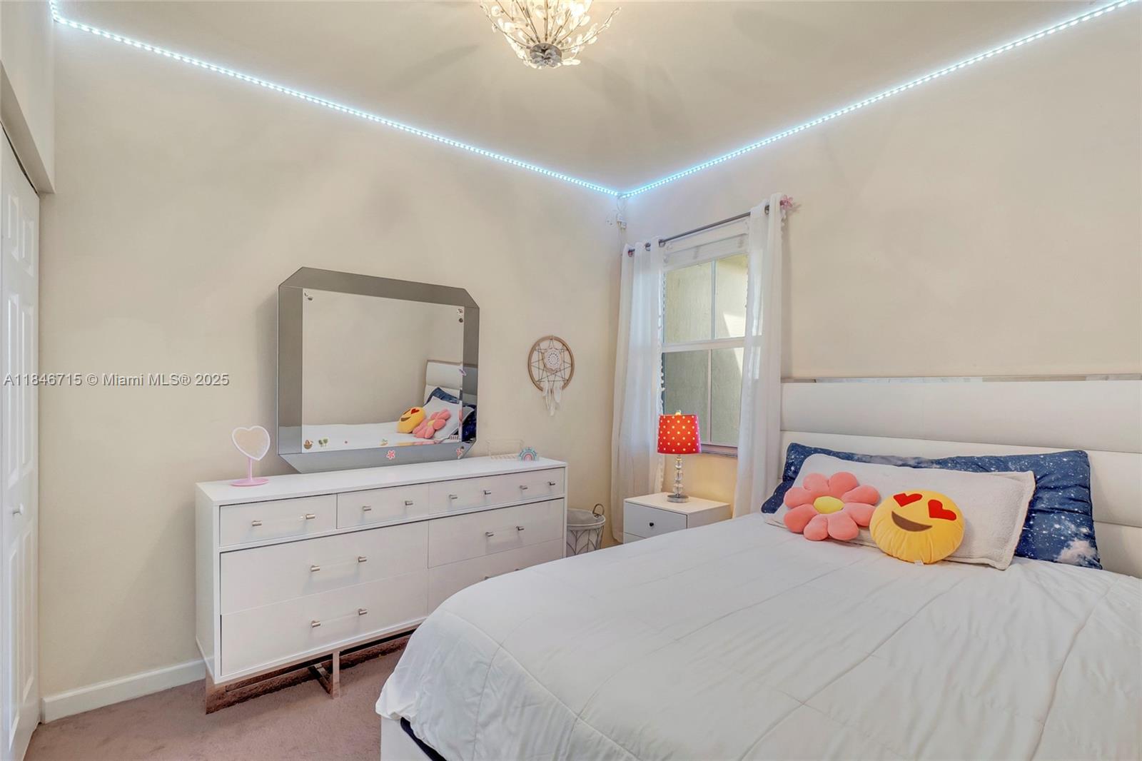 FIJI CONDO NO 1 - Residential