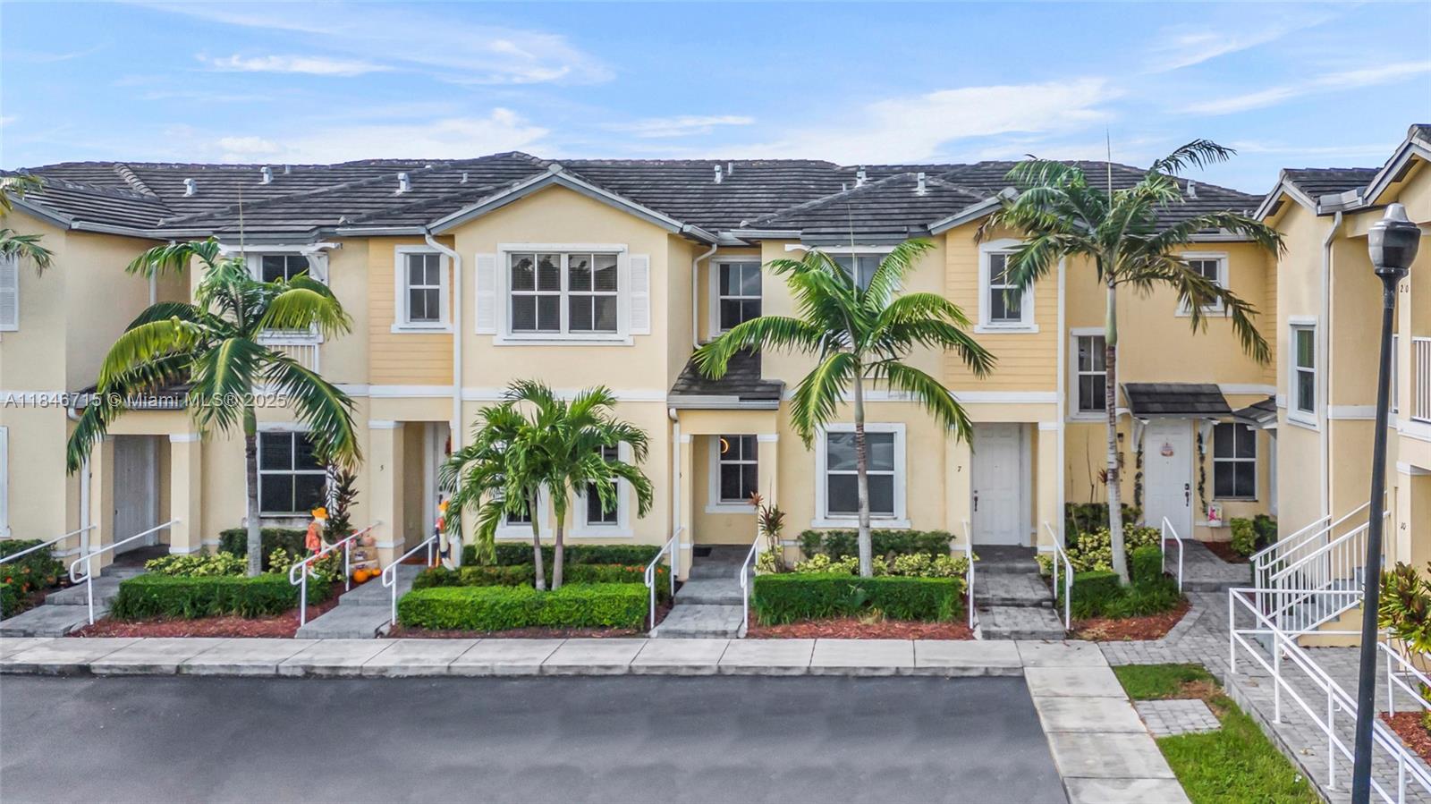 FIJI CONDO NO 1 - Residential