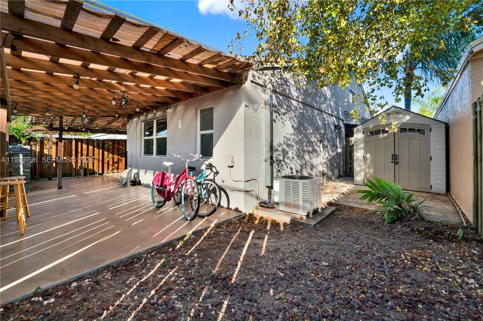 DEERWOOD VILLAS SEC 1 - Residential