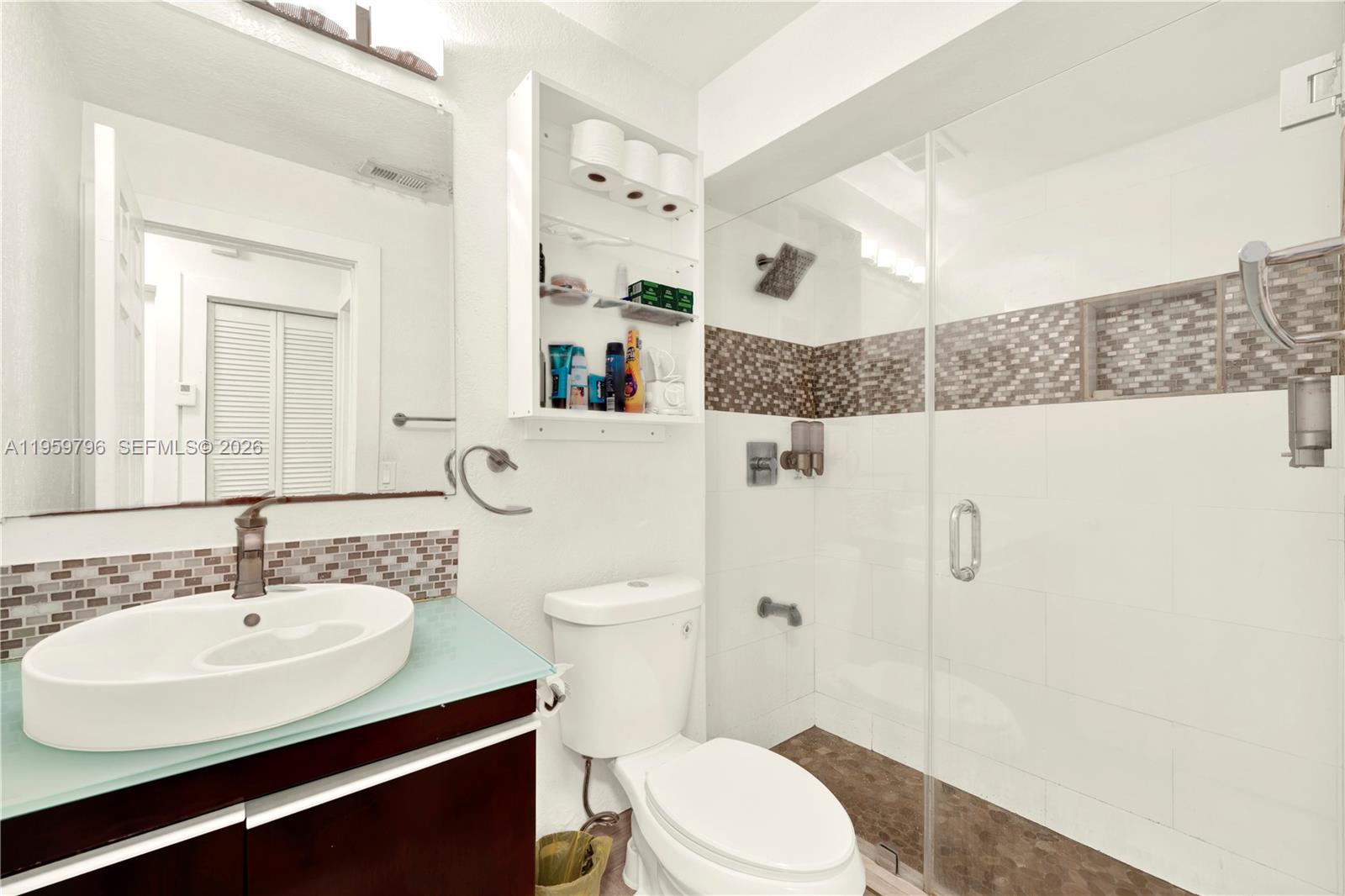 DEERWOOD VILLAS SEC 1 - Residential