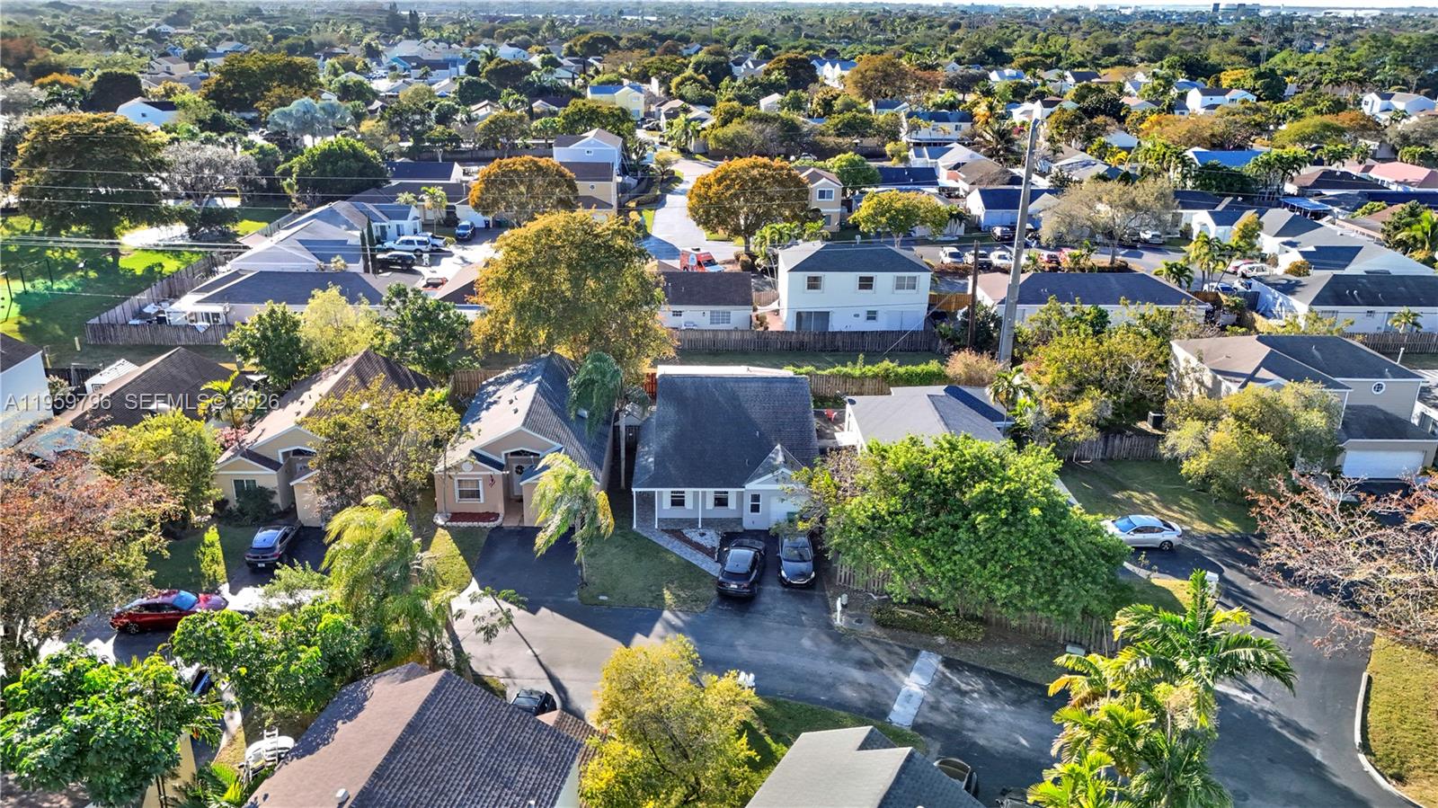 DEERWOOD VILLAS SEC 1 - Residential