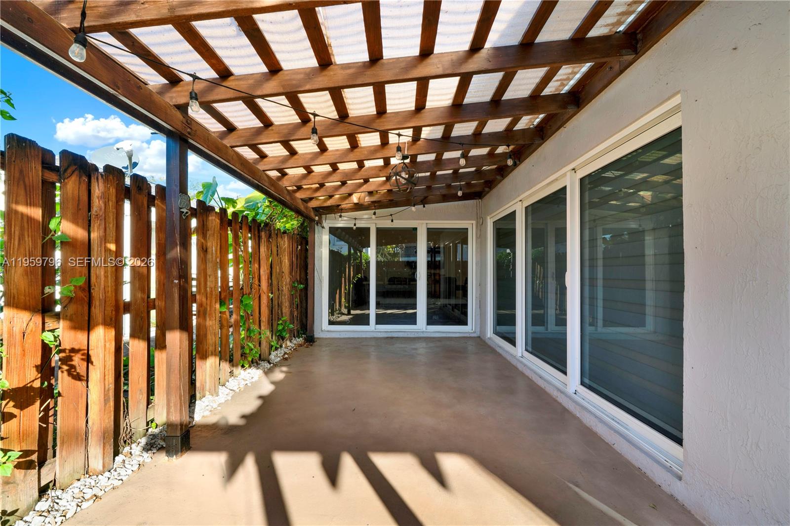 DEERWOOD VILLAS SEC 1 - Residential