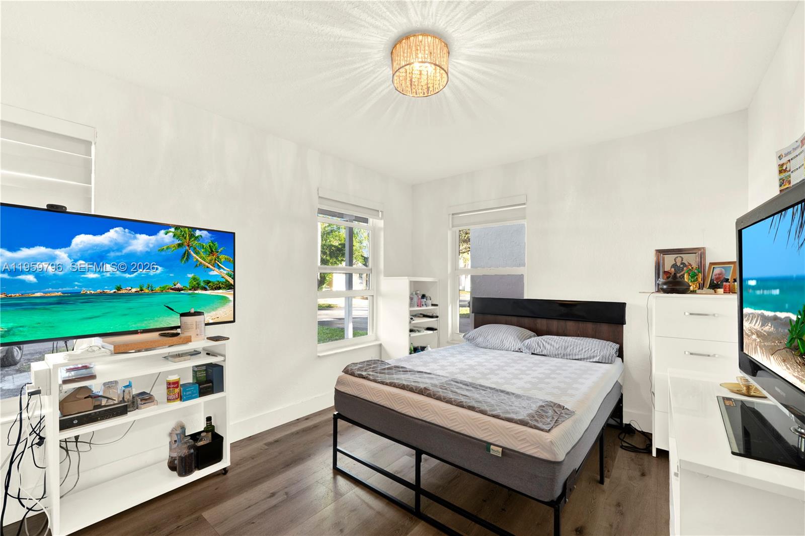 DEERWOOD VILLAS SEC 1 - Residential