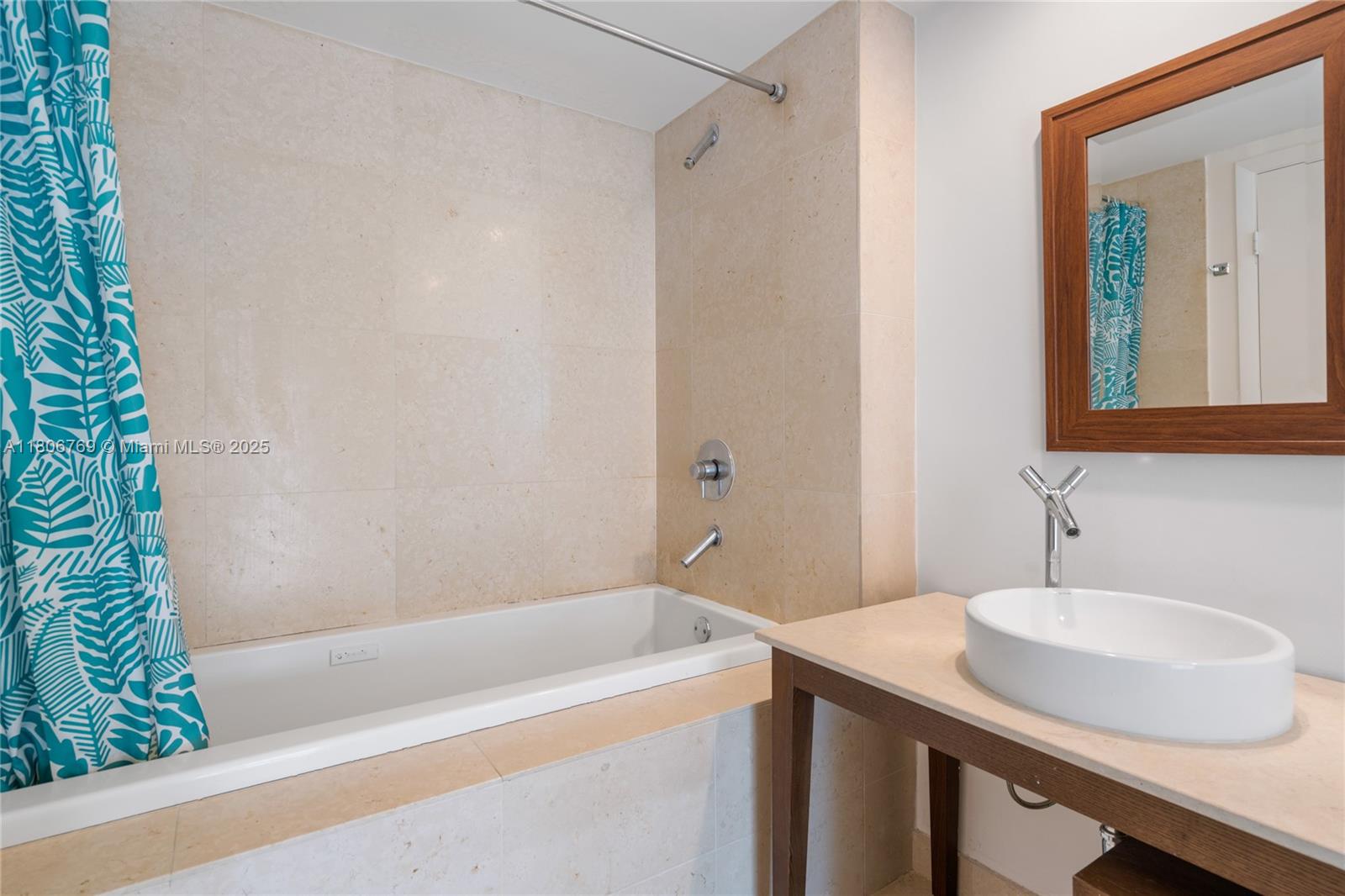ICON BRICKELL NO TWO - Residential Lease