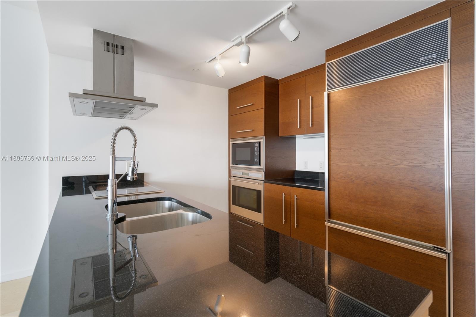 ICON BRICKELL NO TWO - Residential Lease