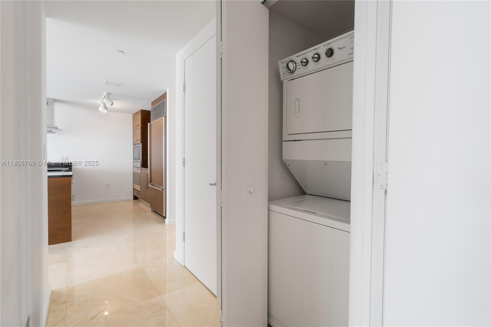 ICON BRICKELL NO TWO - Residential Lease