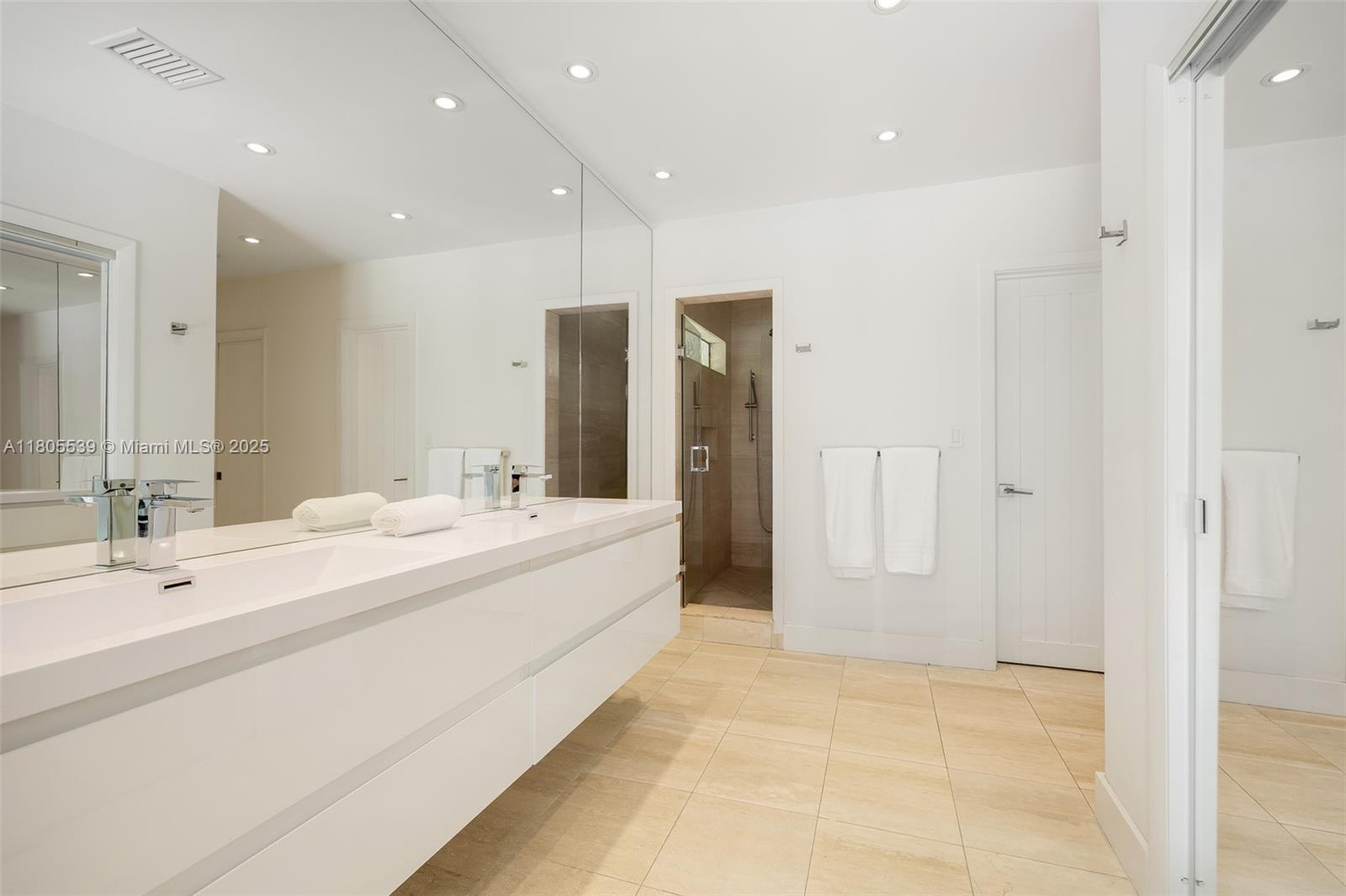 COCOPLUM SEC 1 - Residential Lease