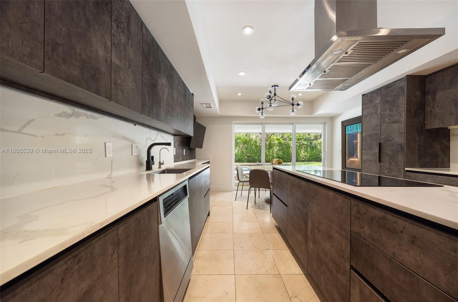 COCOPLUM SEC 1 - Residential Lease