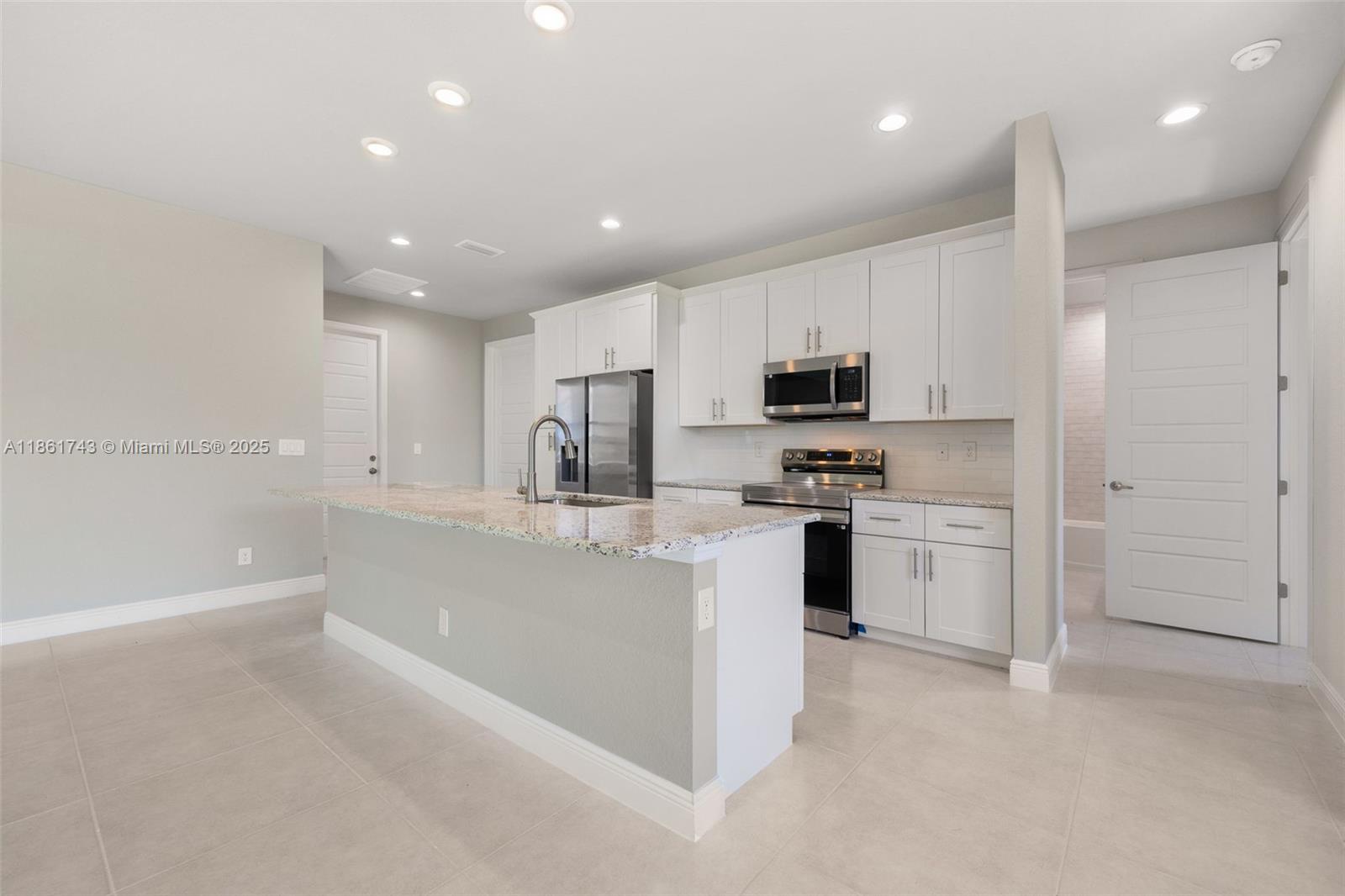 port Labelle - Residential