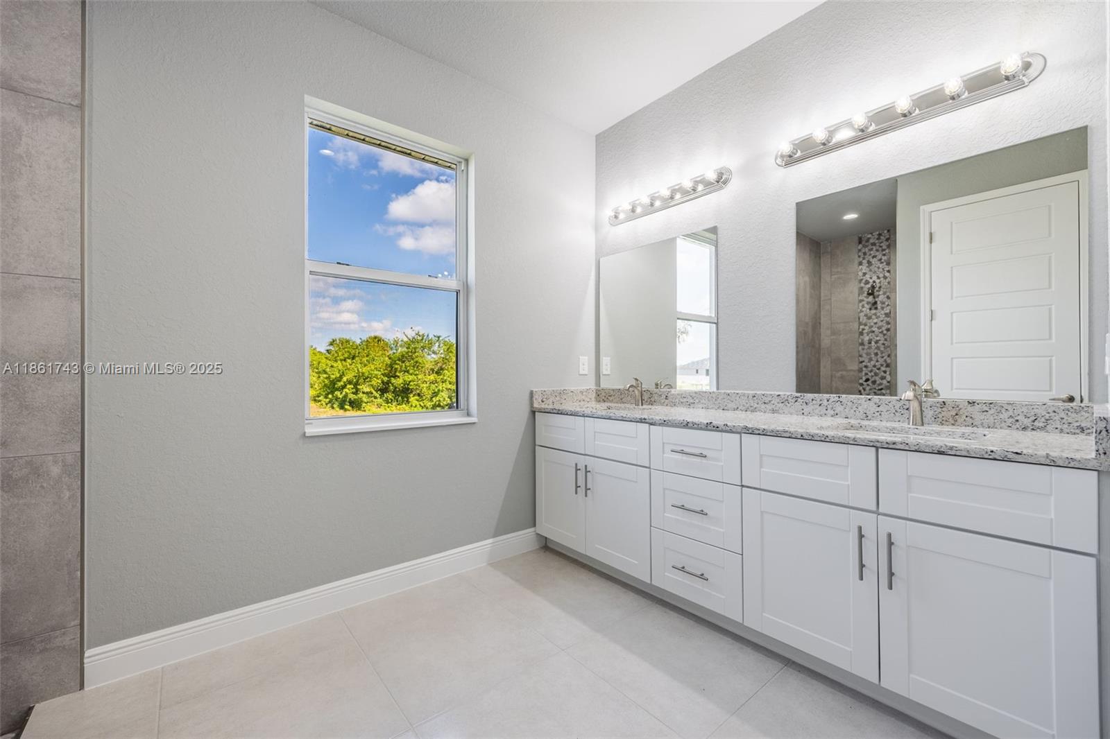 port Labelle - Residential