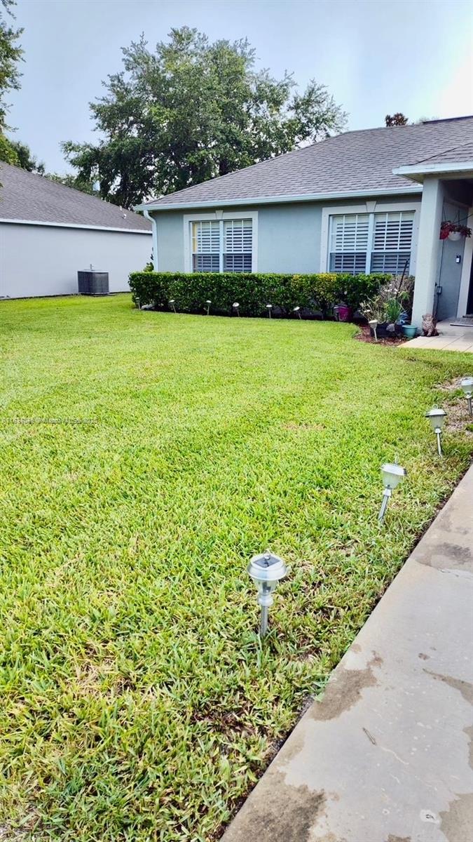 VERO LAKE ESTATES UNIT N - Residential