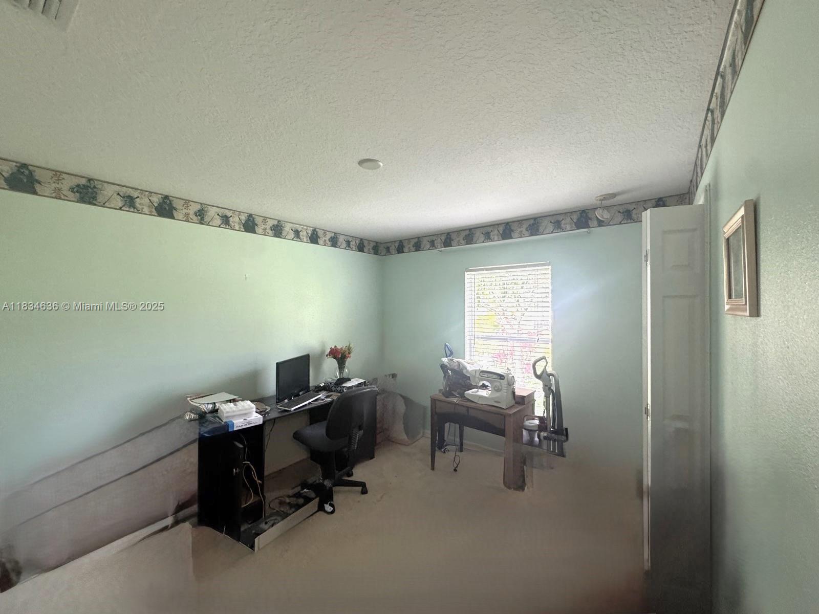 VERO LAKE ESTATES UNIT N - Residential