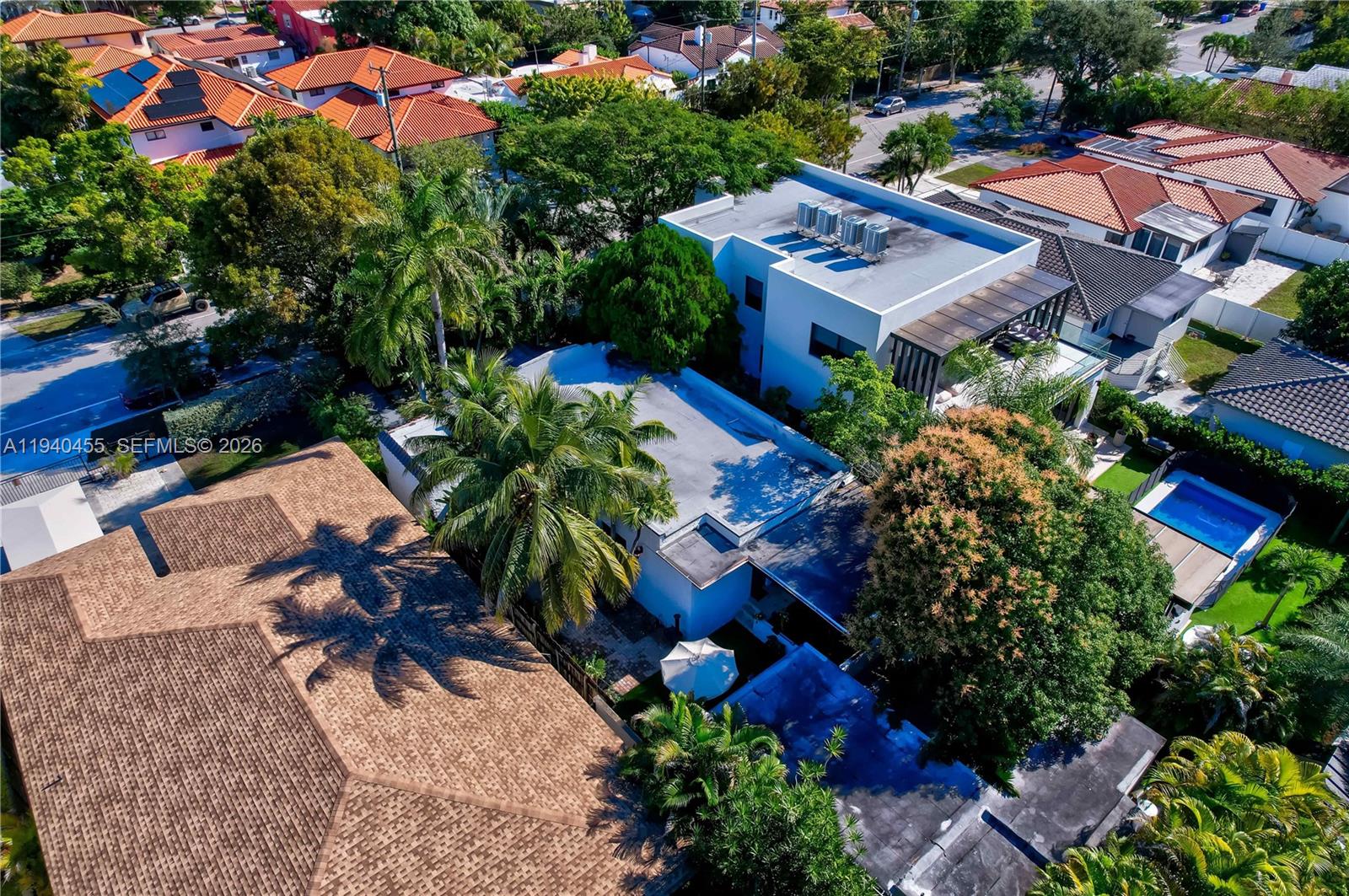 HOLLEMAN PARK - Residential Income