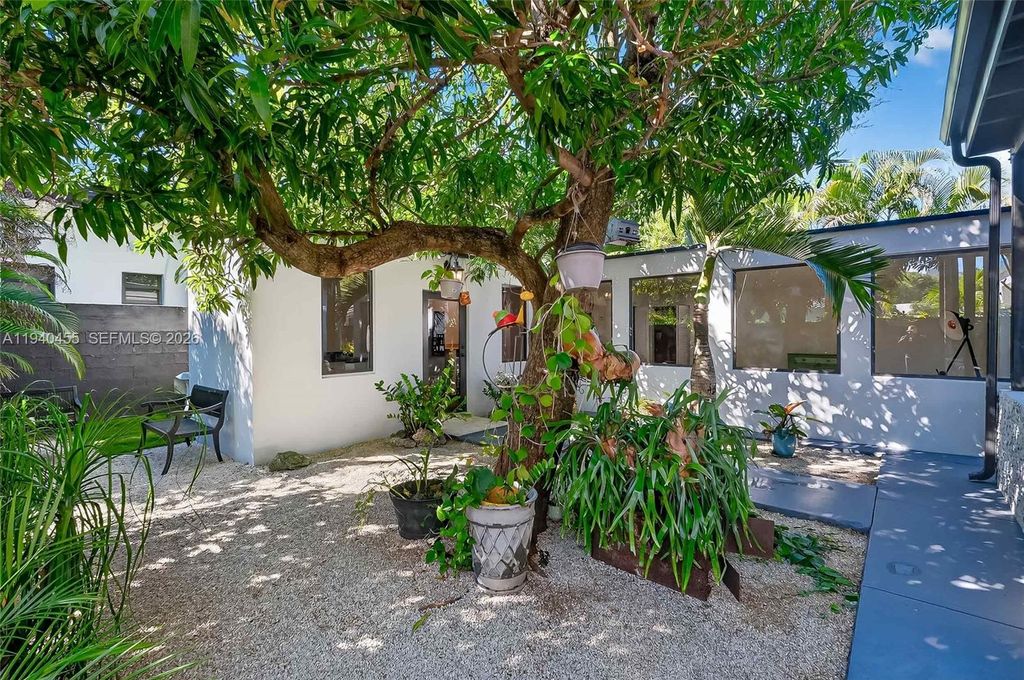 Photo of 452 SW 21st Road, Miami, FL 33129 (MLS # A11940455)