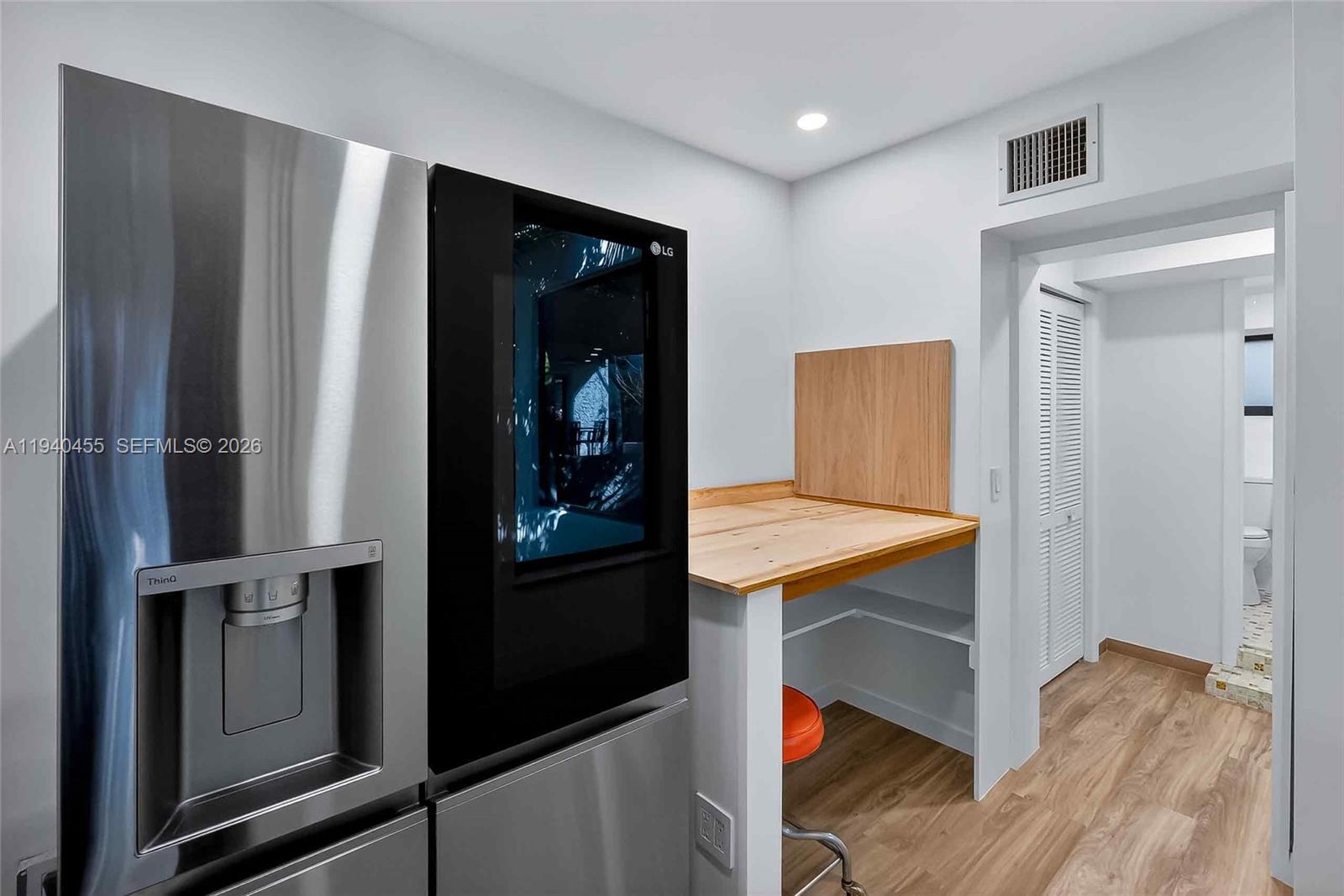 HOLLEMAN PARK - Residential Income